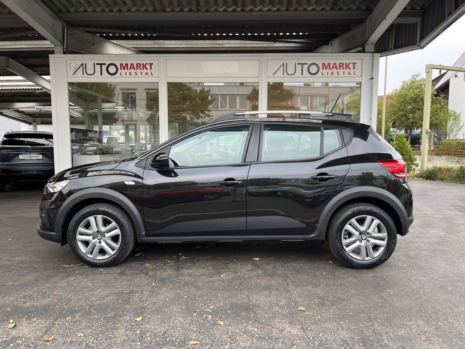 DACIA Sandero Stepway TCe 90 Comfort-image-1