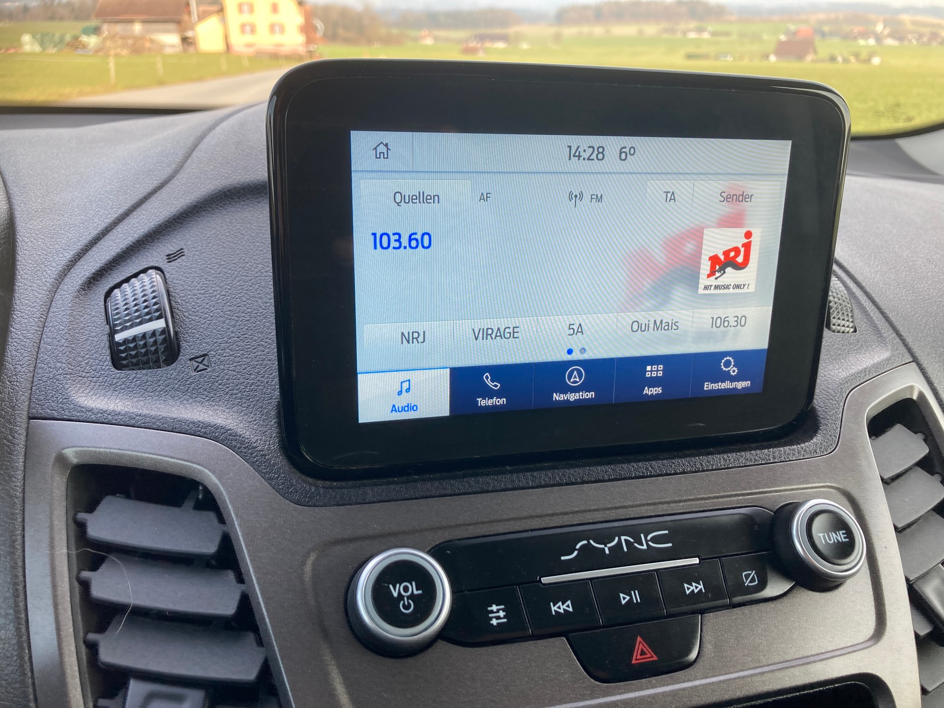 FORD Transit Connect Van T220 1.5 EcoBlue Trend-image-9