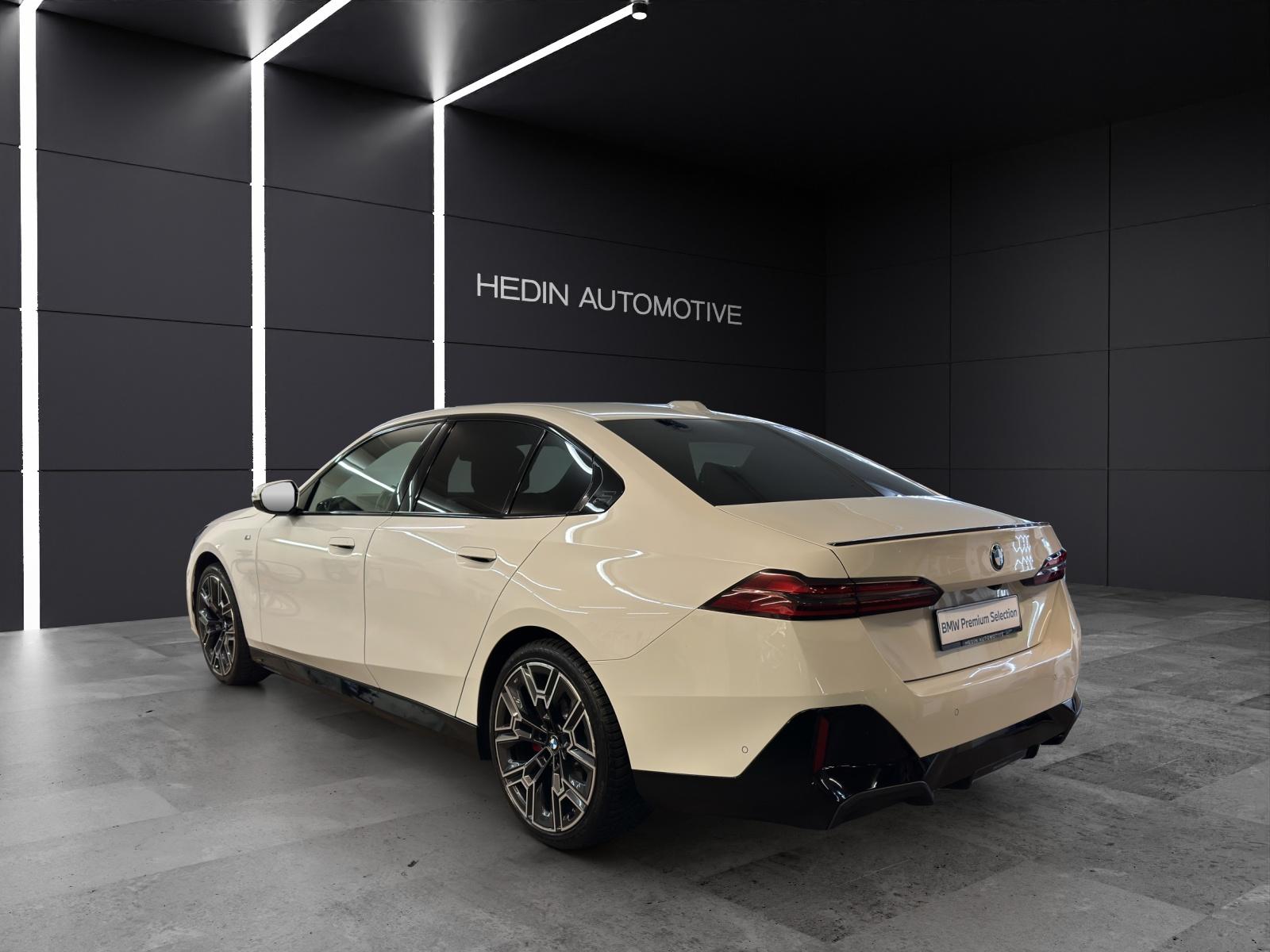 BMW 520d xDrive-image-2