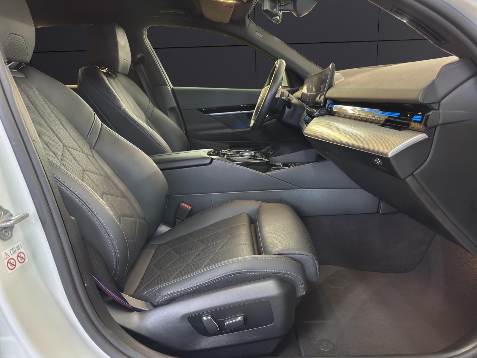 BMW 520d xDrive-image-14