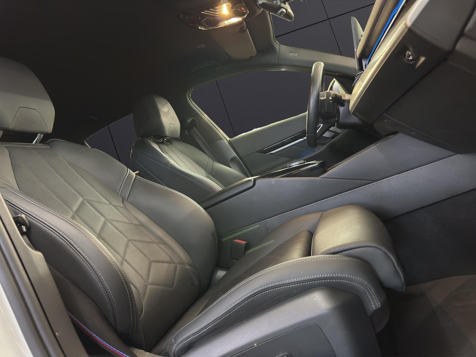 BMW 520d xDrive-image-16