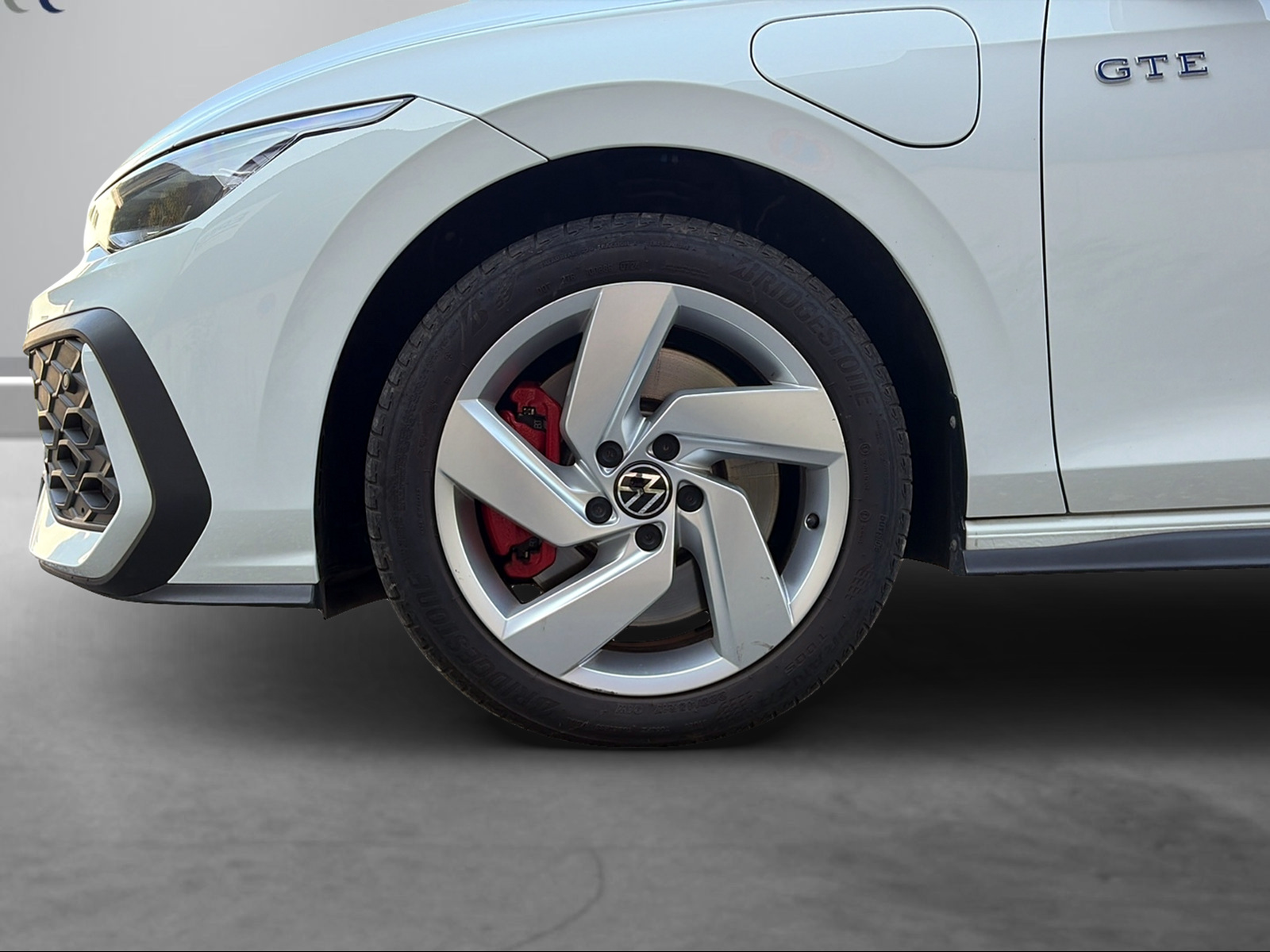 VW Golf 1.5 TSI PHEV GTE-image-10
