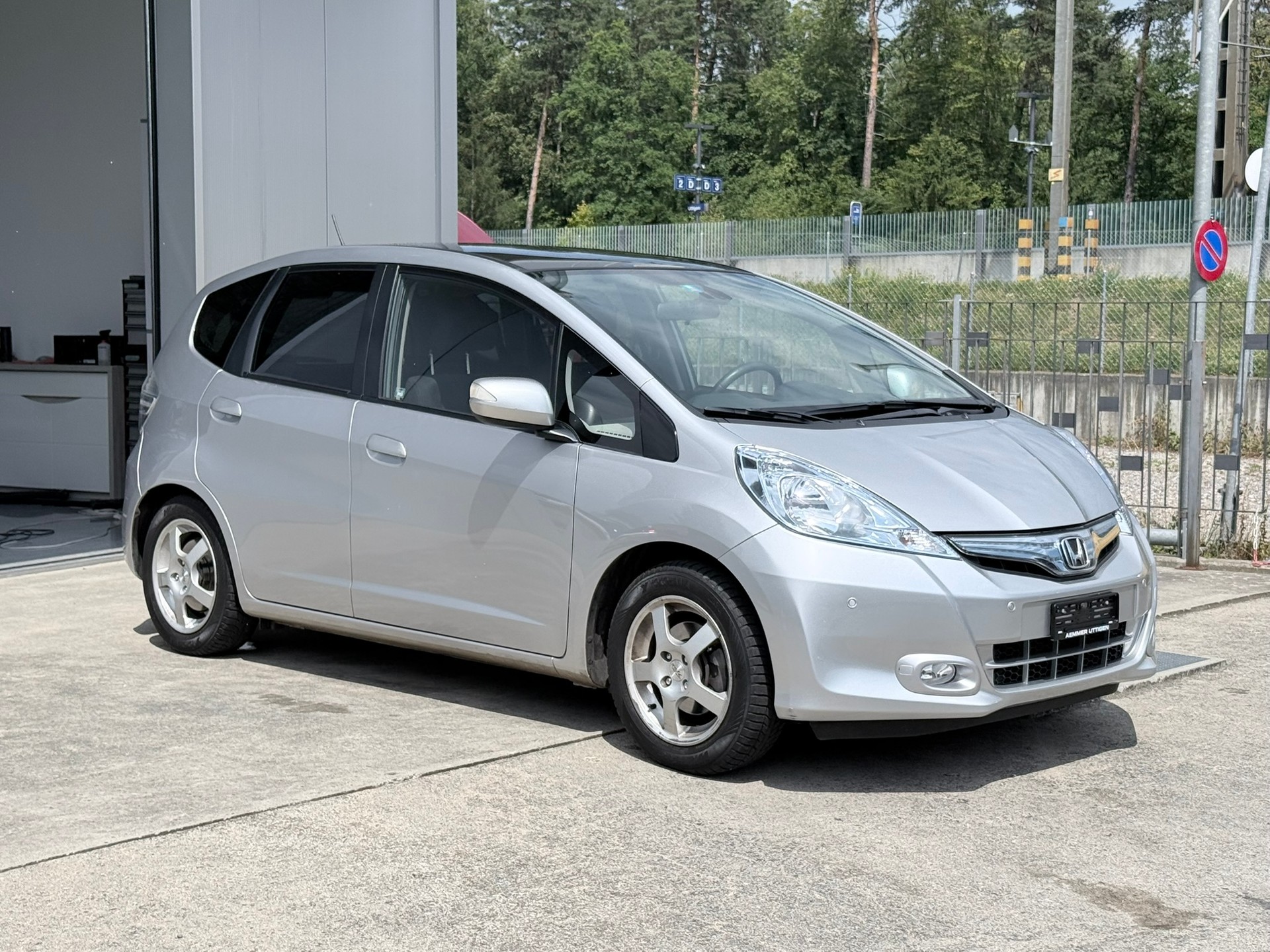 HONDA Jazz 1.3i Hybrid Comfort CVT-image-2