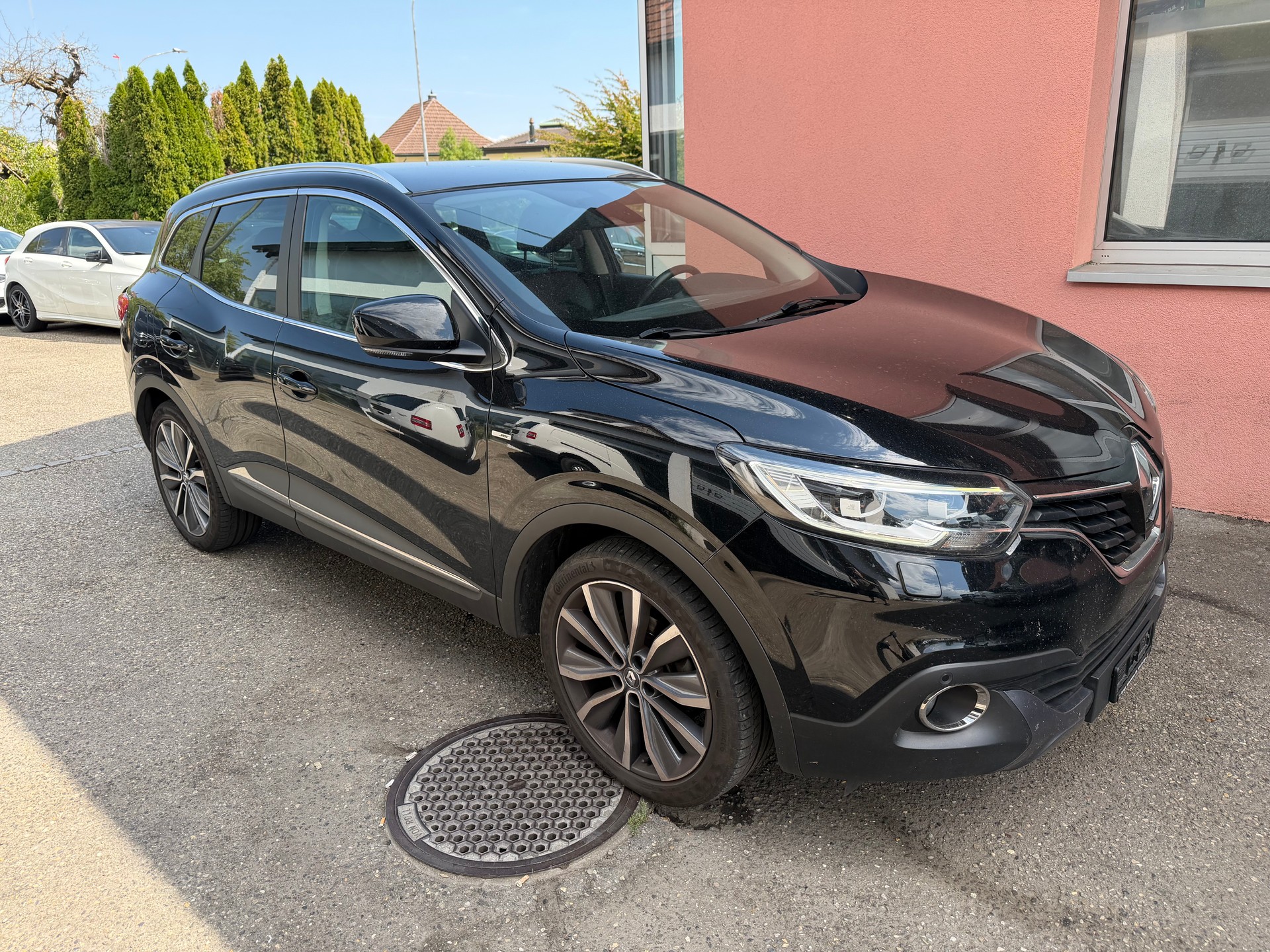 RENAULT Kadjar 1.2 16V Turbo Bose EDC-image-1
