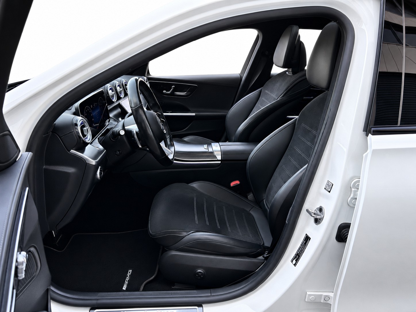 MERCEDES-BENZ C 220 d Swiss Star AMG Line 4matic Kombi * CH FAHRZEUG *-image-6