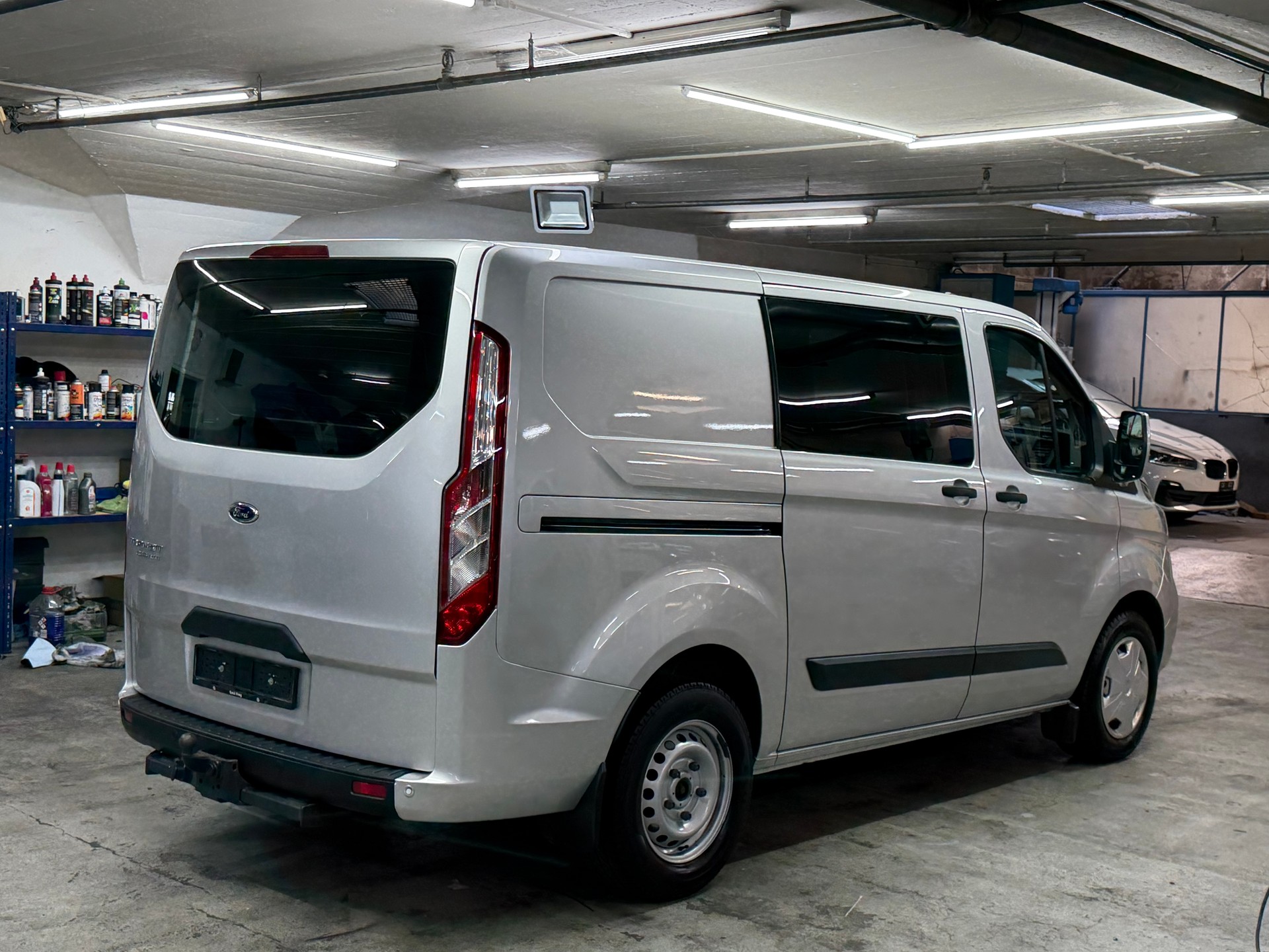 FORD Transit Custom Van 320 L1H1 Trend-image-4