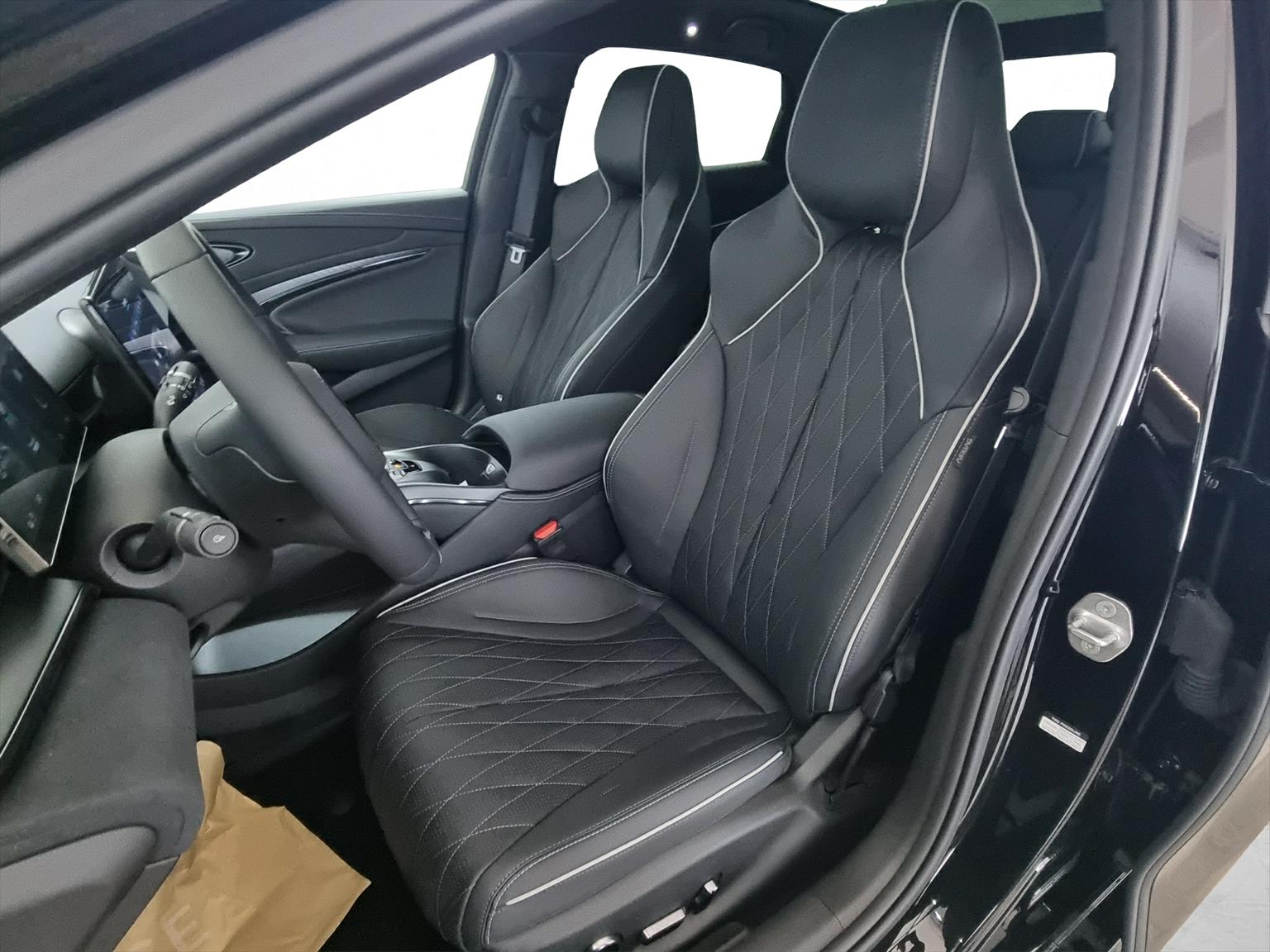 BYD Seal 82,2 kWh Excellence AWD-image-5