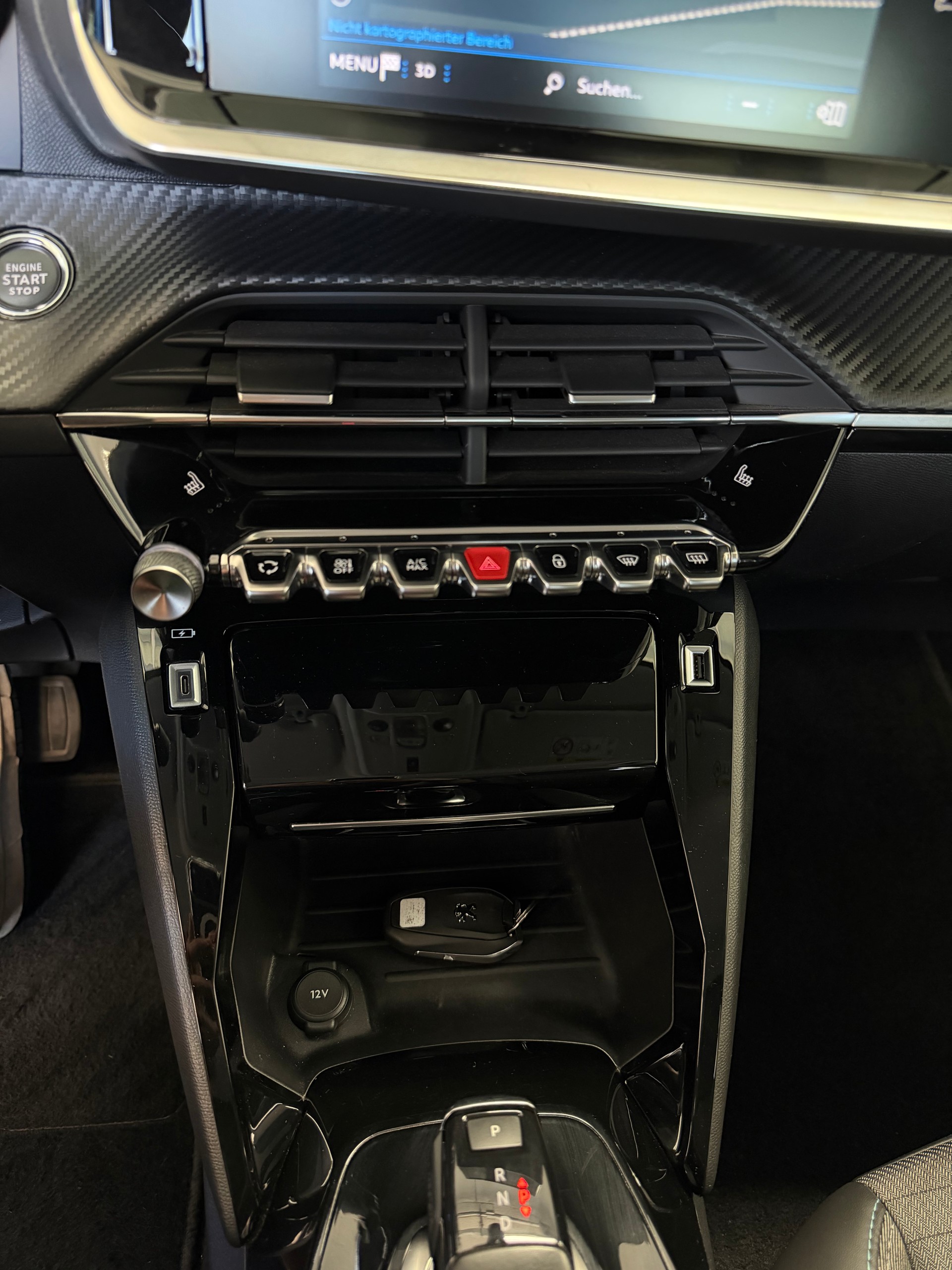 PEUGEOT 208 1.2 PureTech Allure EAT8-image-13