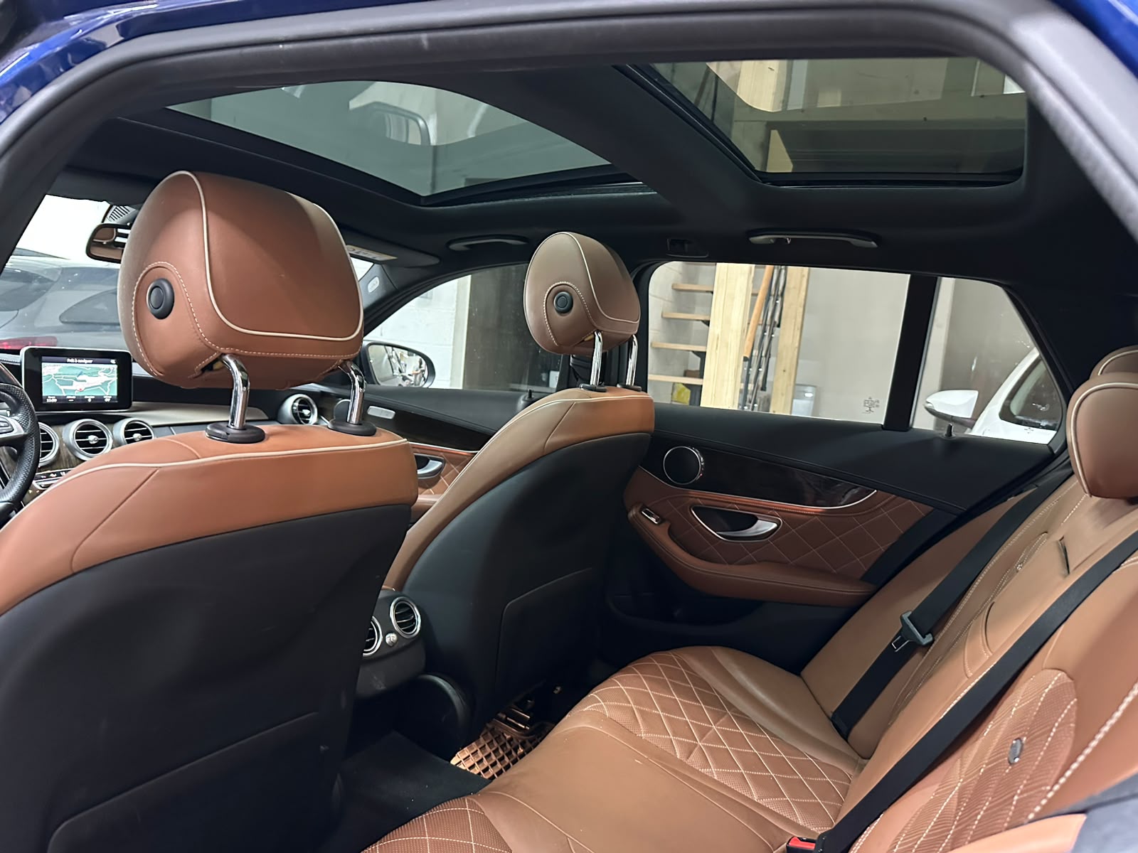 MERCEDES-BENZ C 43 AMG 4Matic 9G-Tronic-image-10