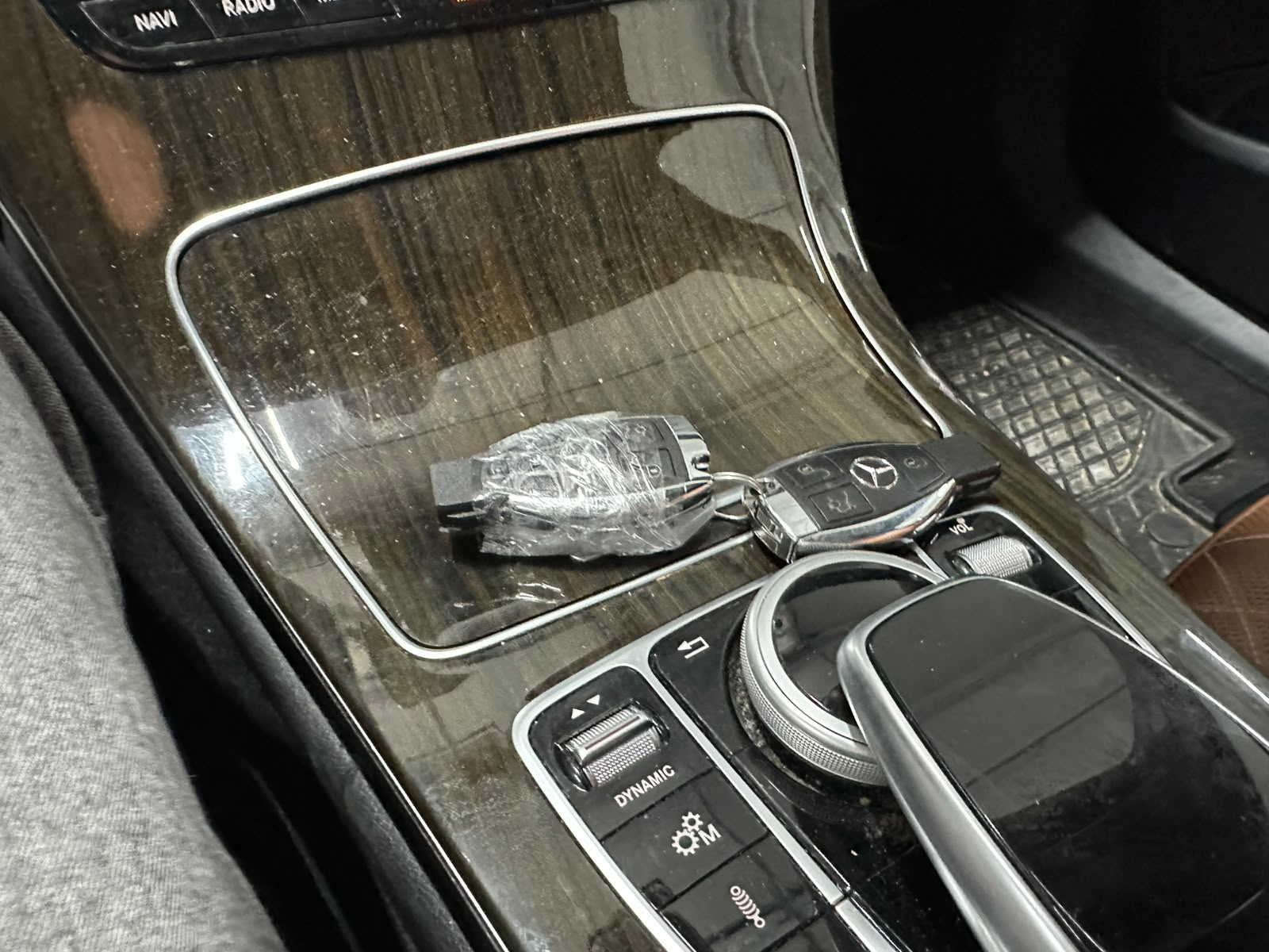 MERCEDES-BENZ C 43 AMG 4Matic 9G-Tronic-image-12