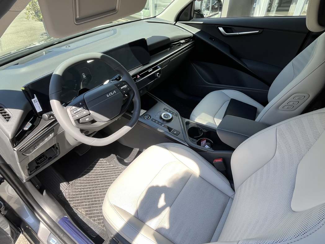 KIA Niro 1.6 GDi Hybrid Style-image-2