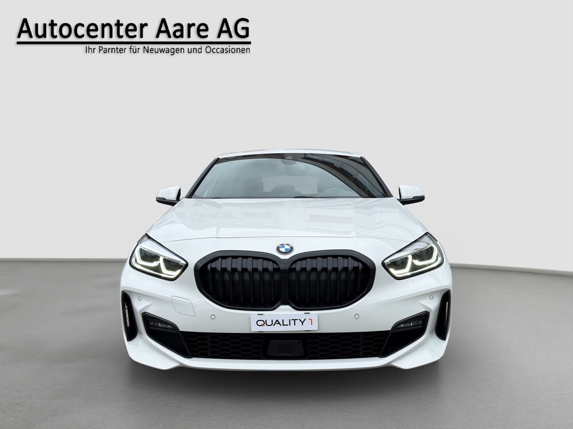 BMW 118d Steptronic M Sport-image-1