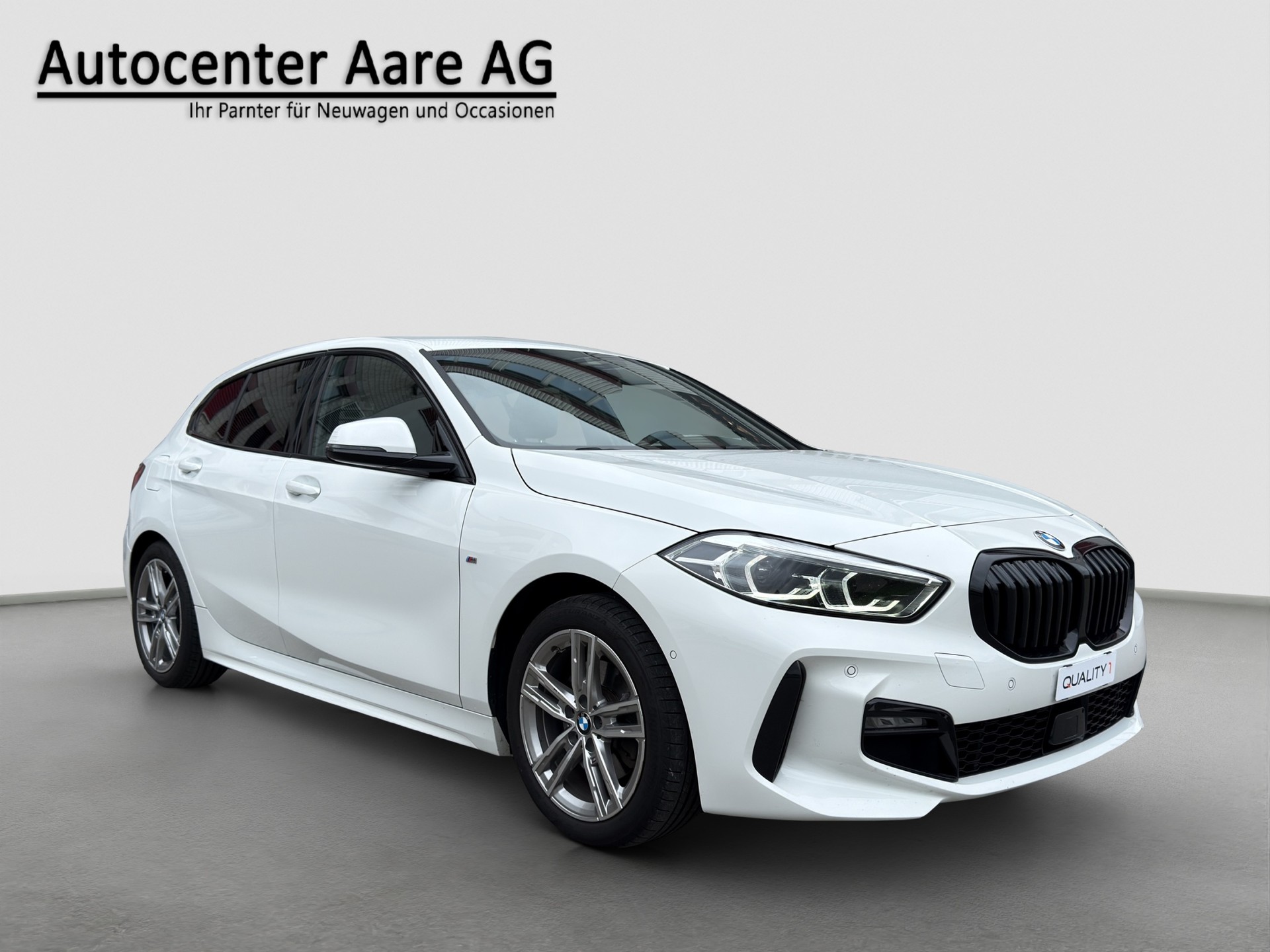 BMW 118d Steptronic M Sport-image-0