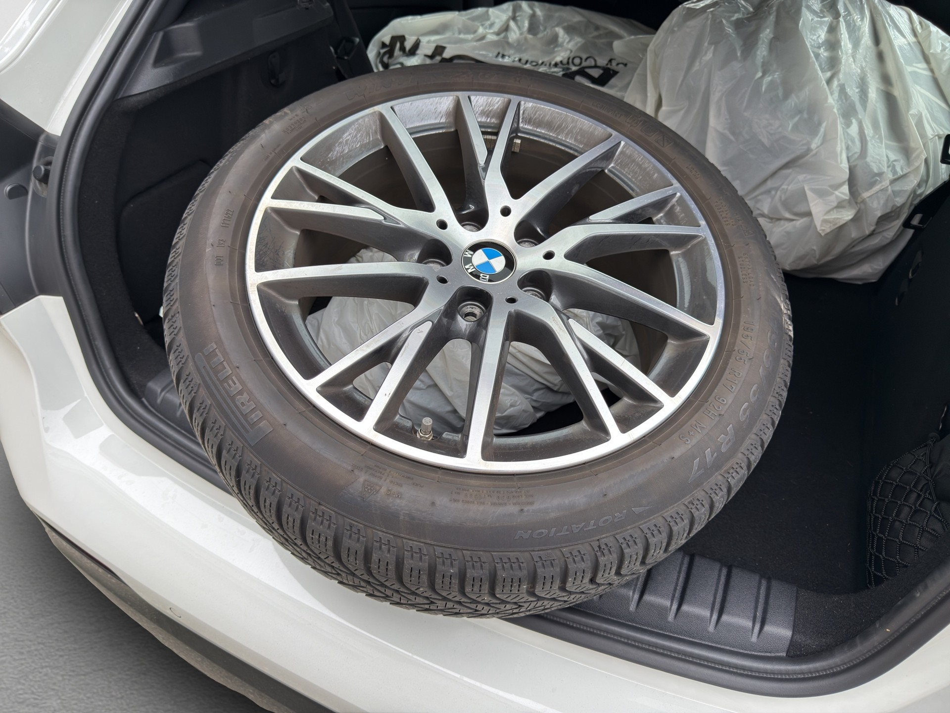BMW 118d Steptronic M Sport-image-12