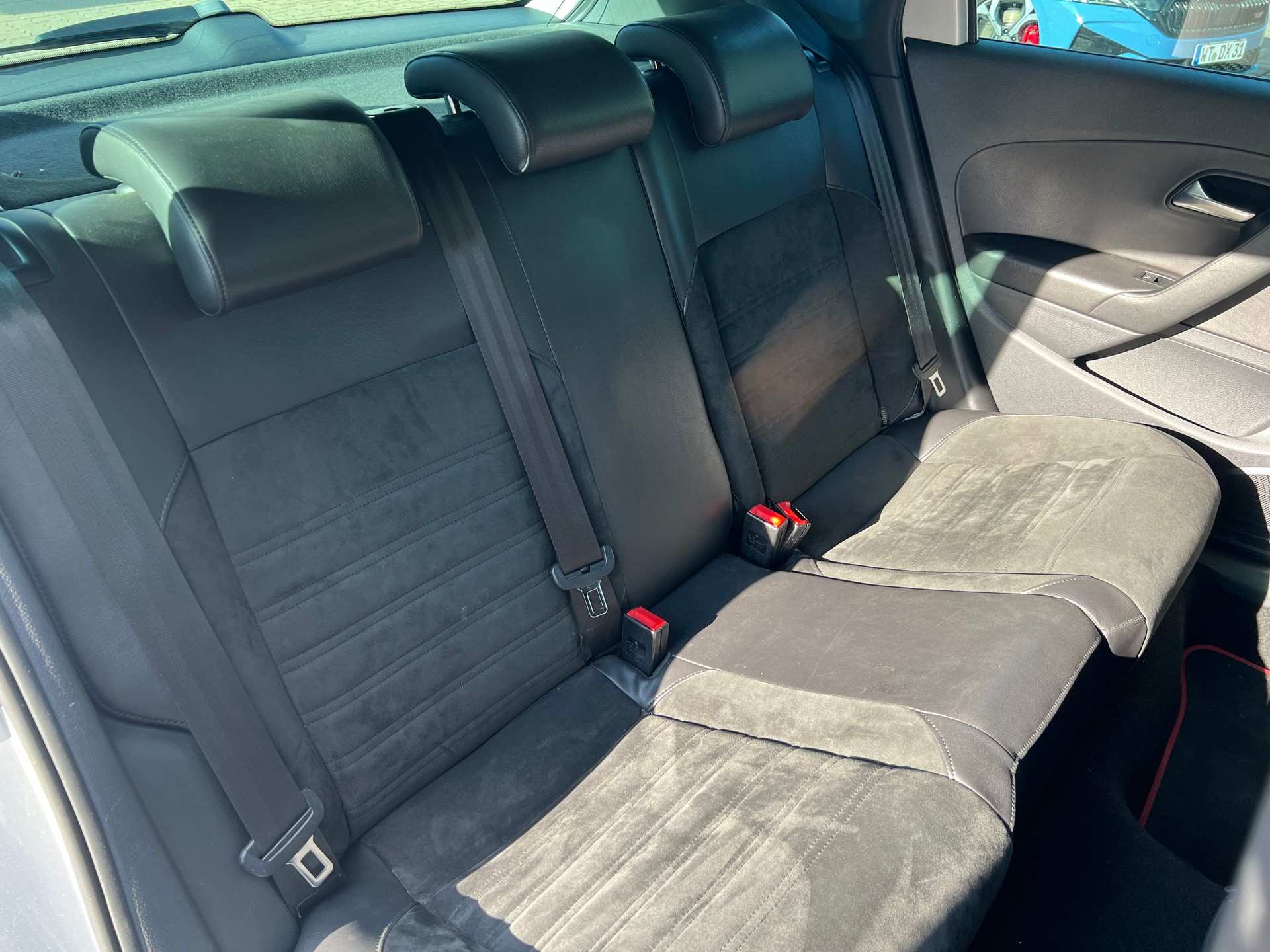 VW 1.4 TSI GTI DSG-image-4