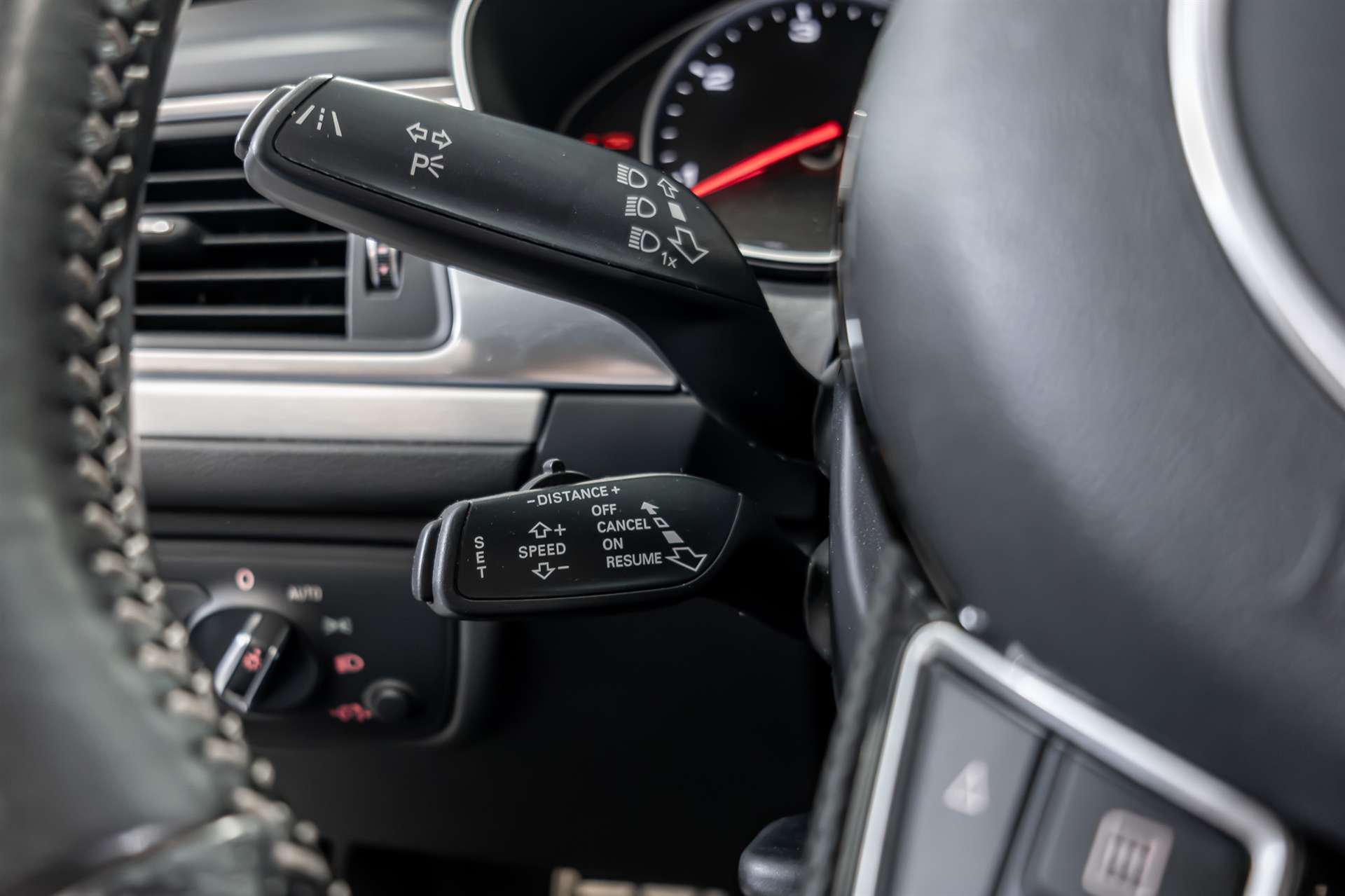 AUDI A6 Avant 3.0 BiTDI V6 qu. competition tiptronic-image-8