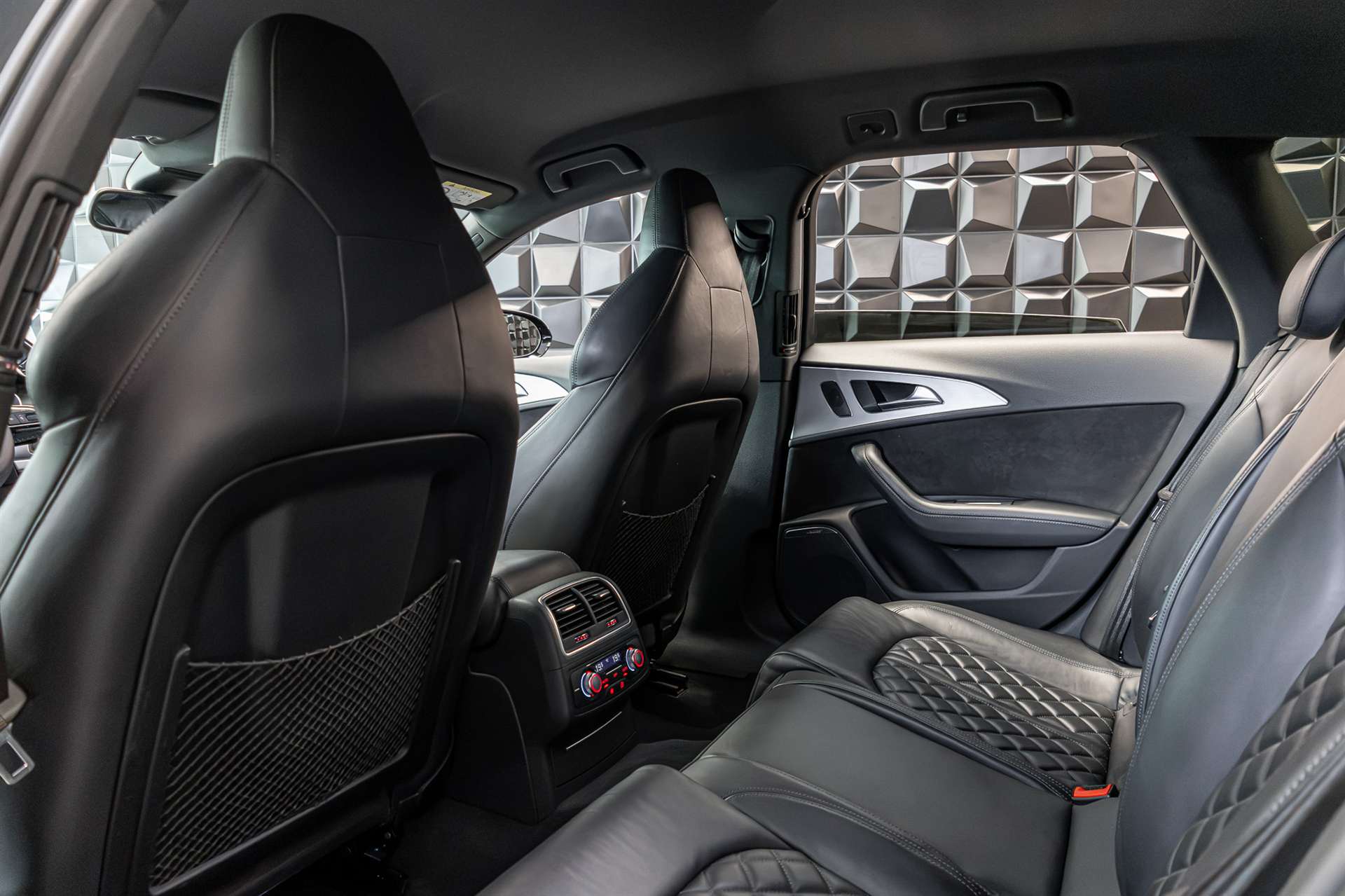 AUDI A6 Avant 3.0 BiTDI V6 qu. competition tiptronic-image-21