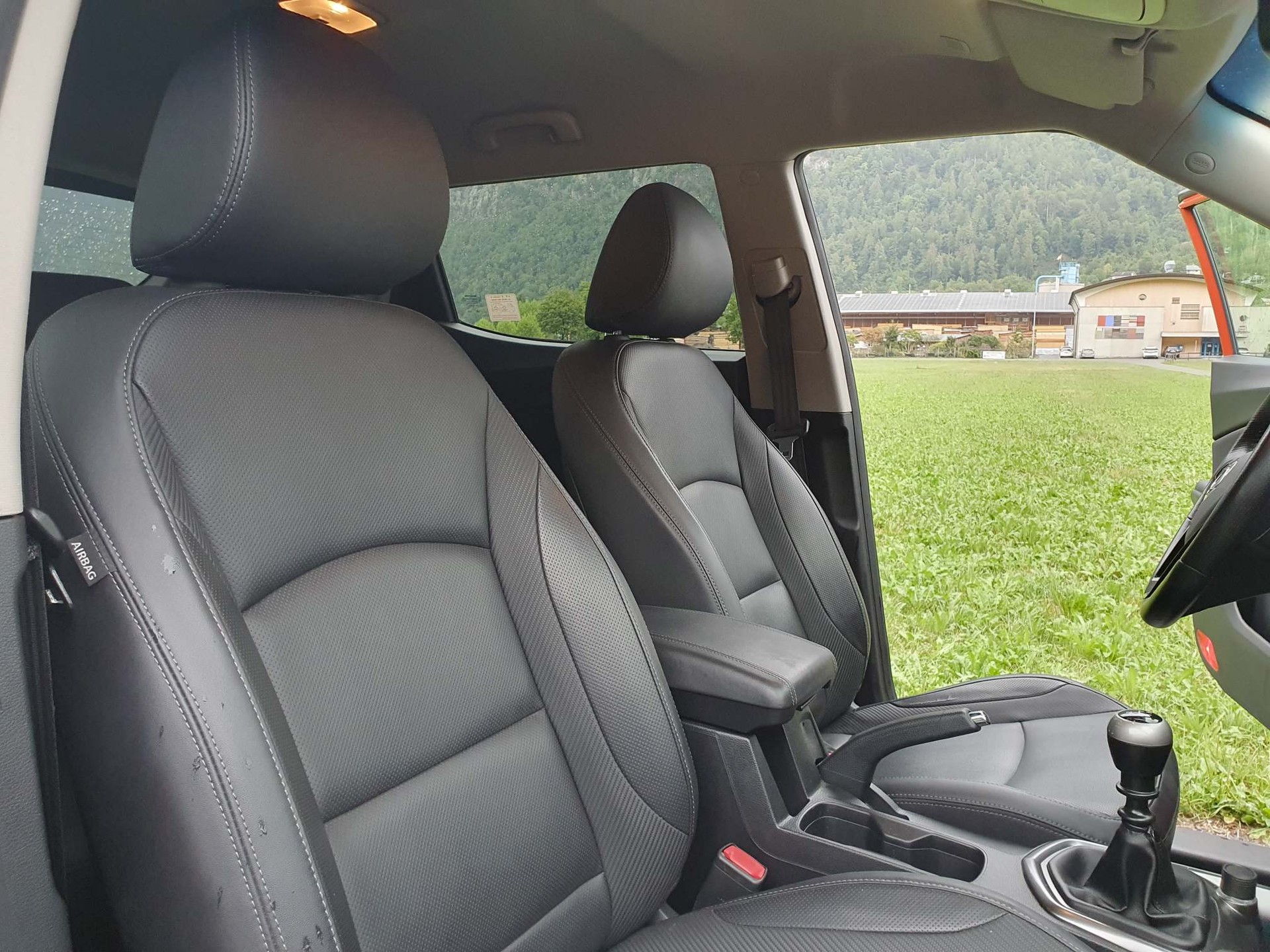 KGM-SsangYong Tivoli 1.5 T-Gdi Sportline 4x4-image-11