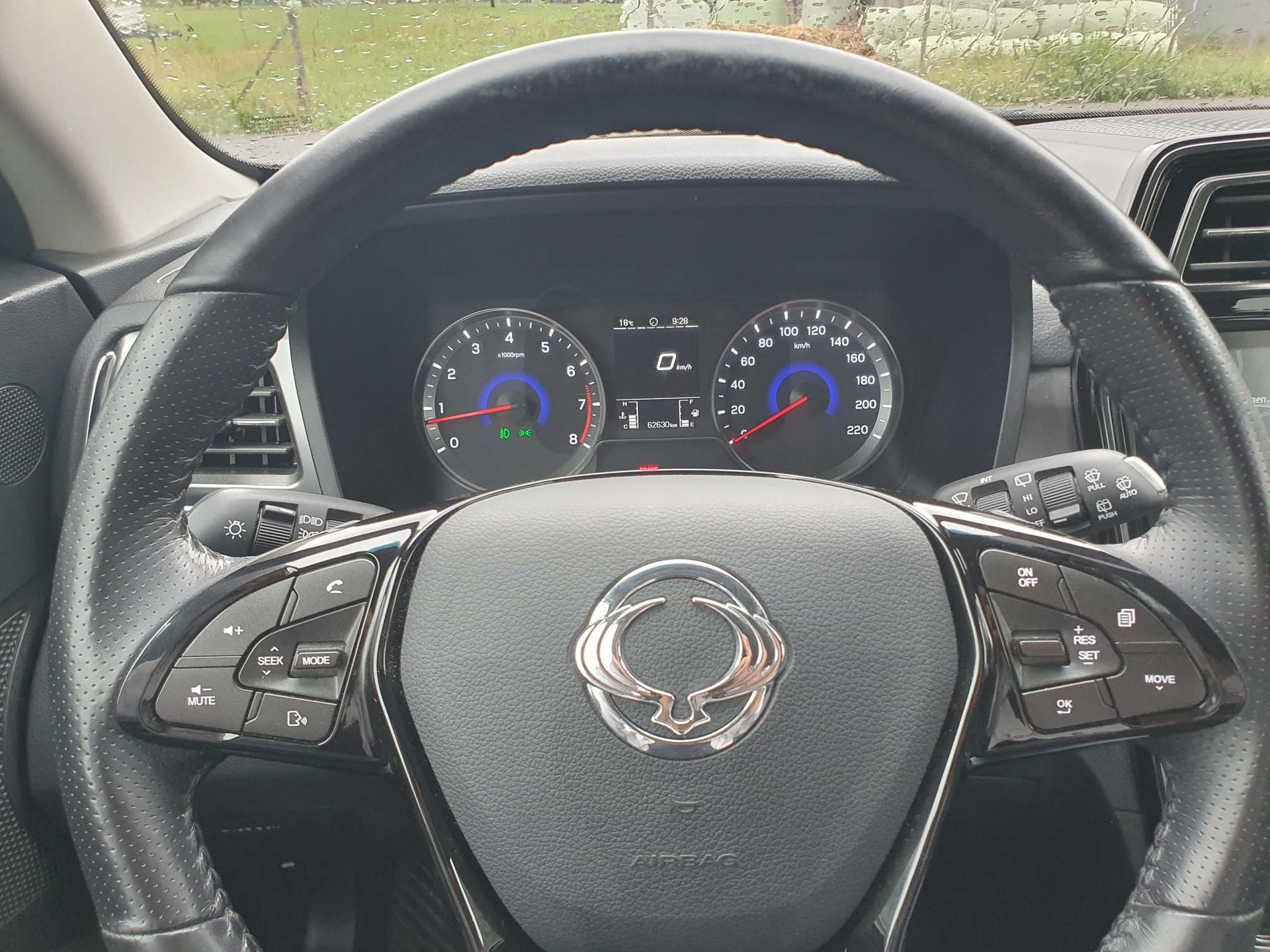 KGM-SsangYong Tivoli 1.5 T-Gdi Sportline 4x4-image-12