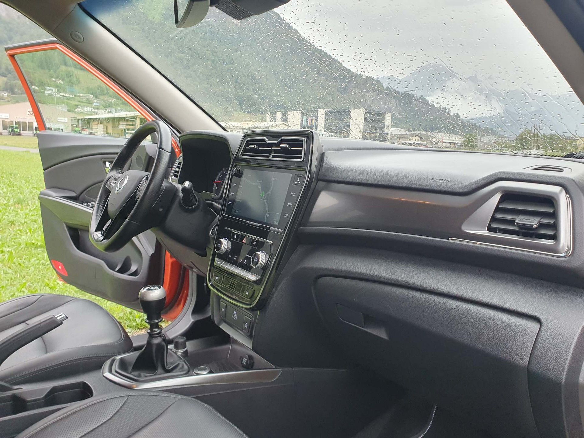KGM-SsangYong Tivoli 1.5 T-Gdi Sportline 4x4-image-10