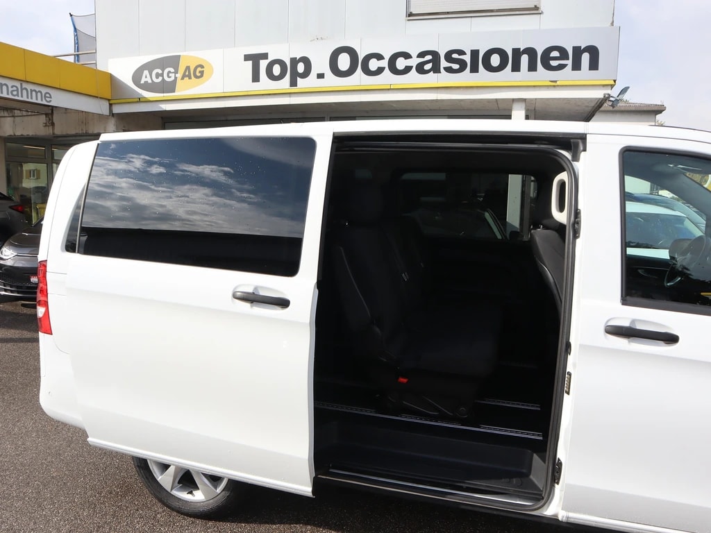 MERCEDES-BENZ Vito 119 CDI Lang Select Tourer 9G-Tronic ** Gr-Navi ** RF-Kamera ** Anh-Kupplung ** 5-Plätzer ** Mit Alu-Laderampe ** Ab MFK **-image-4