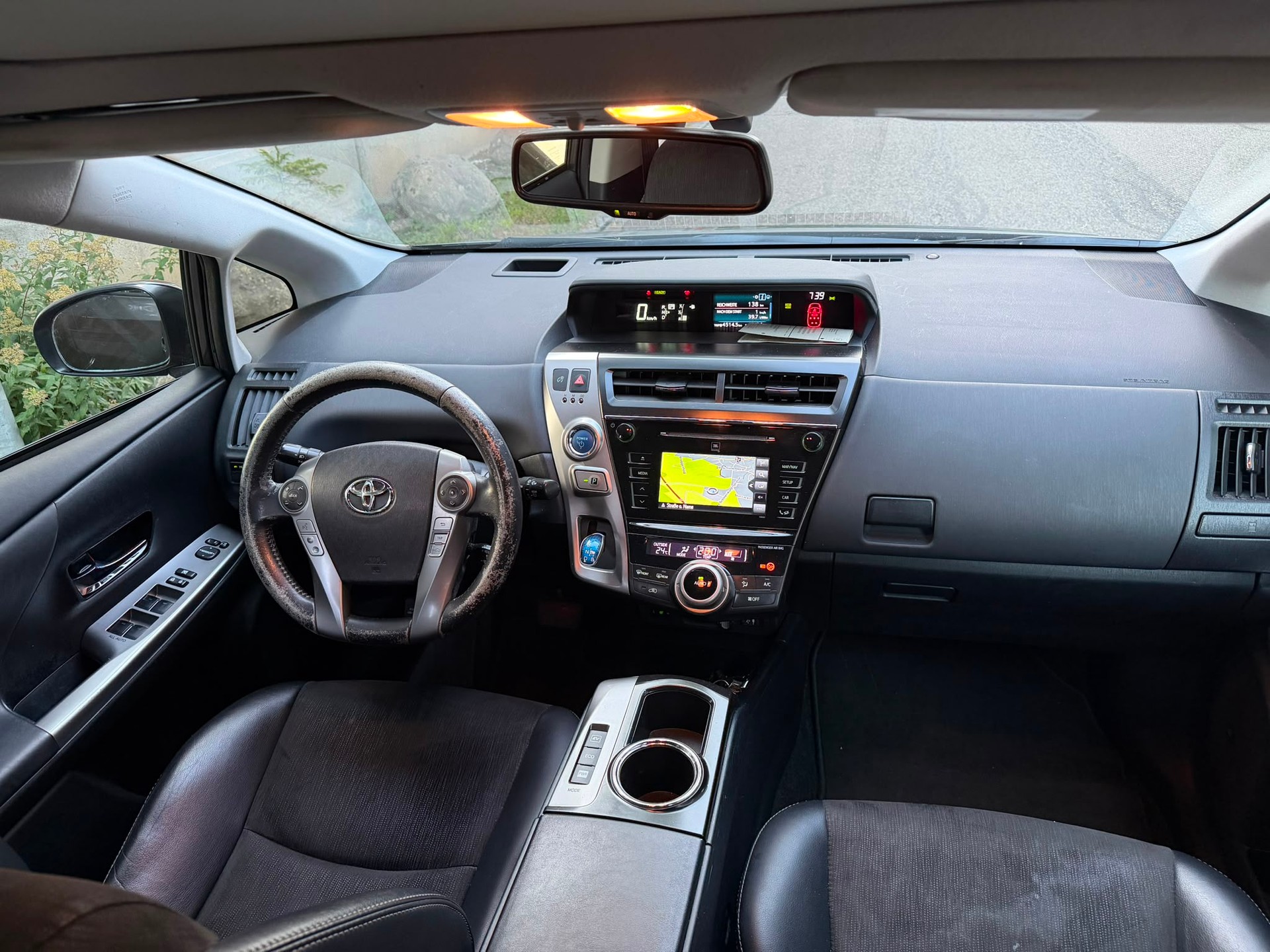 TOYOTA Prius+ 1.8 VVT-i HSD Sol Premium-image-6