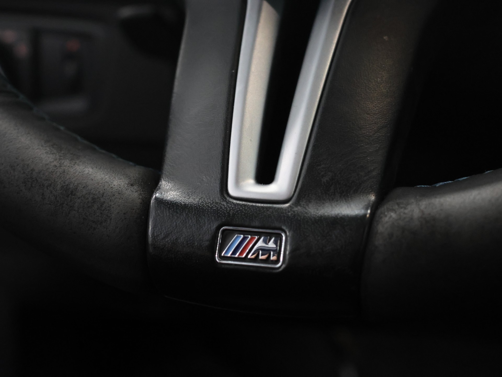 BMW M2 Competition *Grail Auspuff* *Panoramadach* *Harman/Kardon*-image-24
