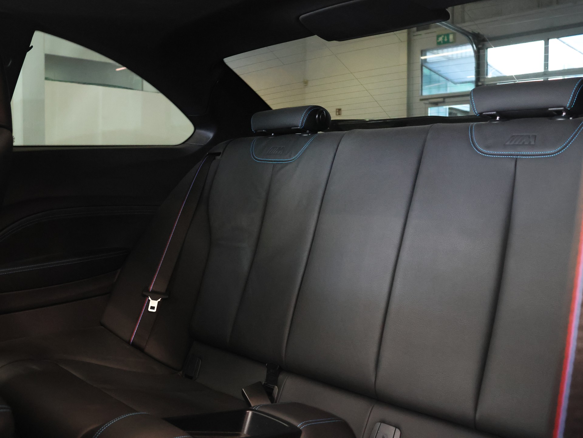 BMW M2 Competition *Grail Auspuff* *Panoramadach* *Harman/Kardon*-image-35