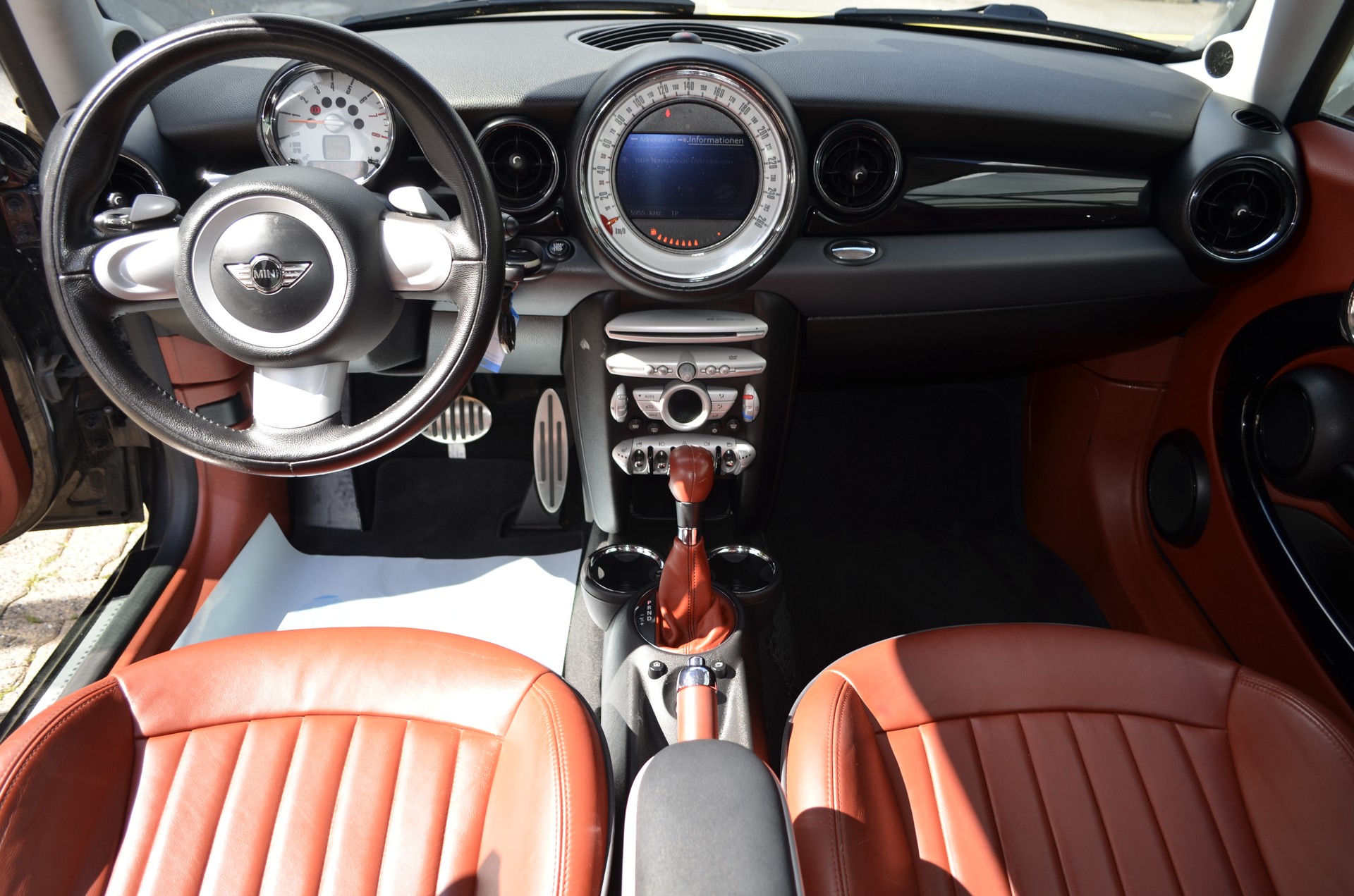 MINI Cooper S Steptronic-image-6