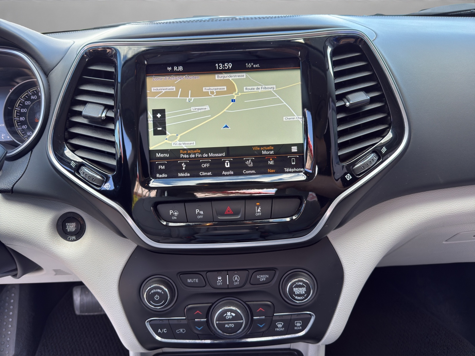 JEEP Cherokee 2.2MJ Overland AWD Drive II 9ATX-image-14