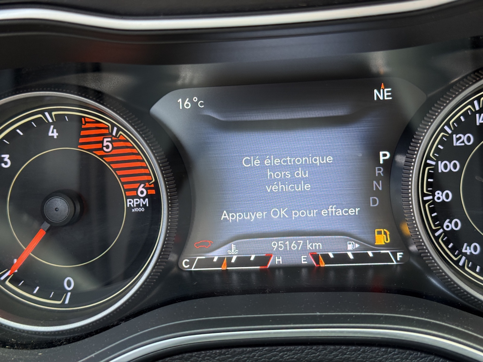 JEEP Cherokee 2.2MJ Overland AWD Drive II 9ATX-image-10