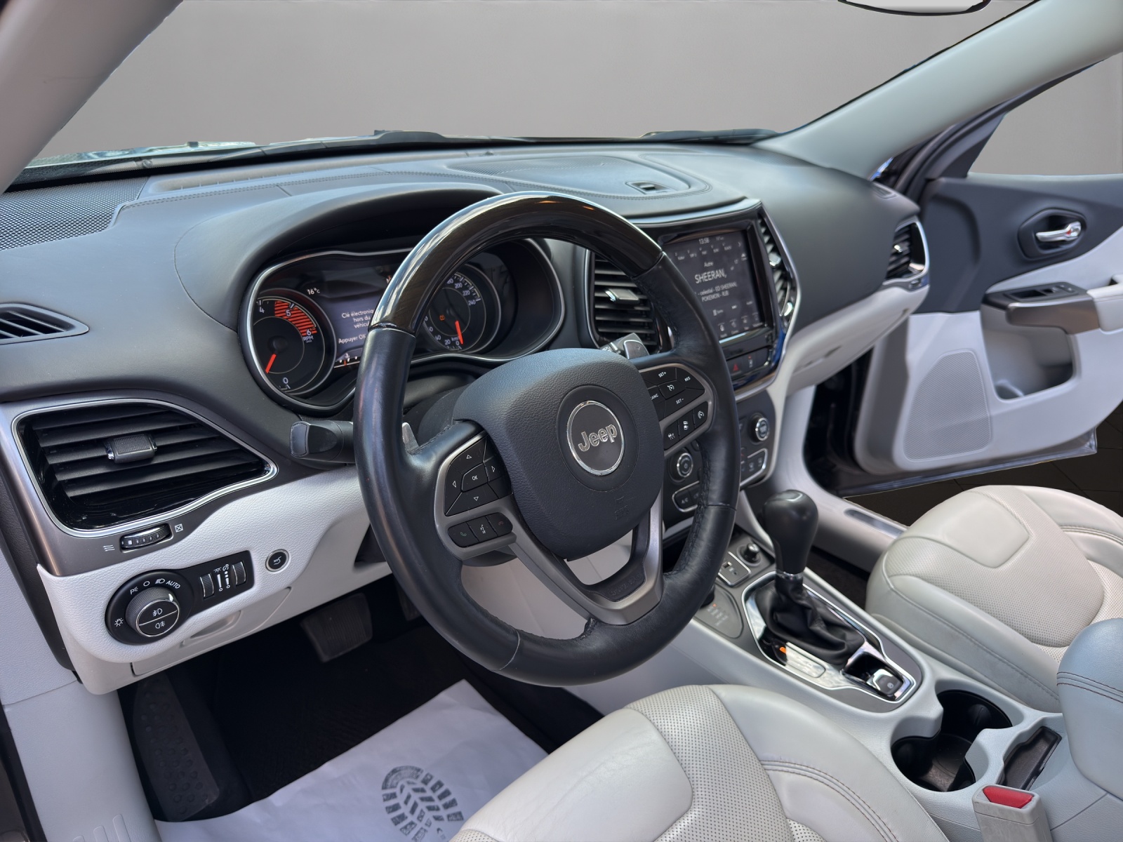 JEEP Cherokee 2.2MJ Overland AWD Drive II 9ATX-image-9