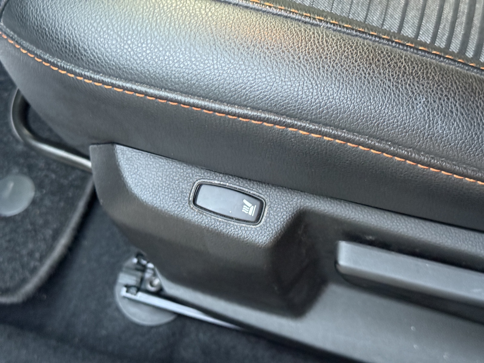 DACIA Duster TCe 150 Extreme EDC 4x2-image-21