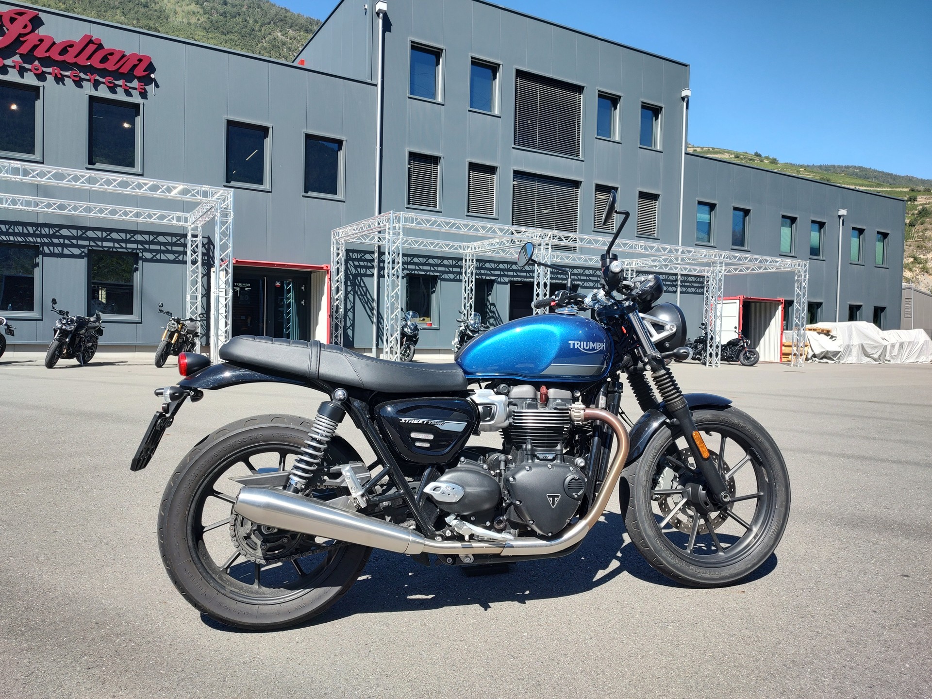TRIUMPH Street Twin 900 Special Edition (35kW)-image-1