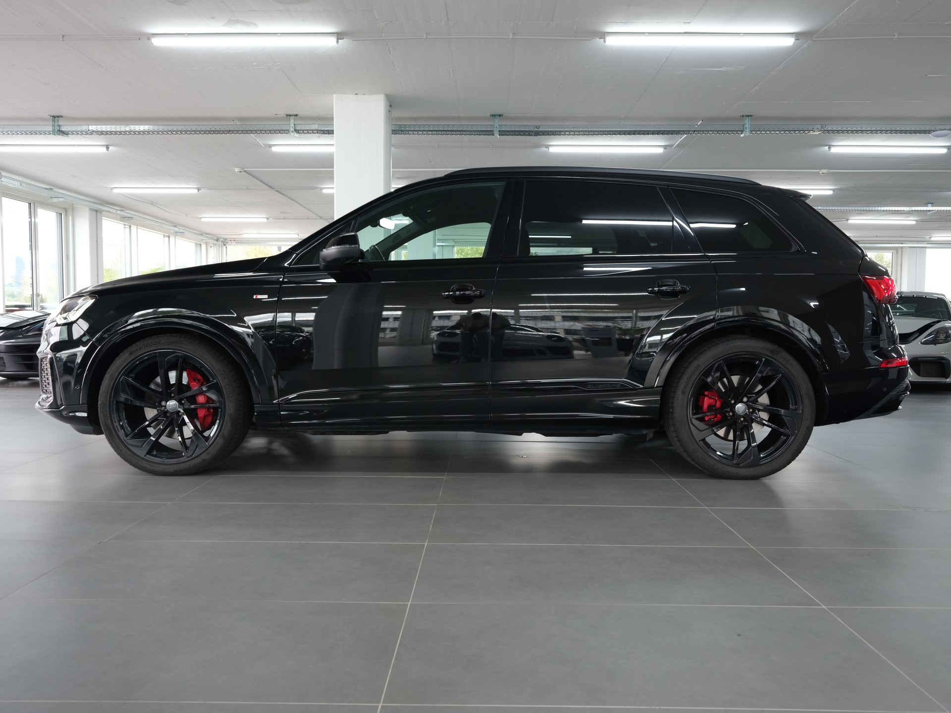 AUDI Q7 50 TDI quattro S Line tiptronic *Carplay* *360 Kamera* *Memory*-image-5
