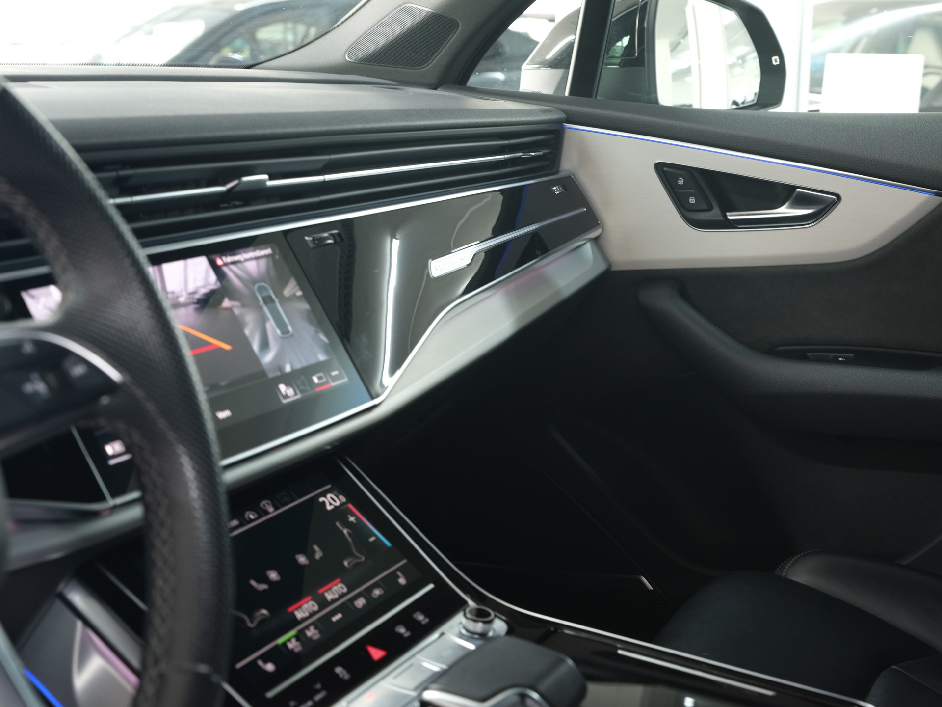 AUDI Q7 50 TDI quattro S Line tiptronic *Carplay* *360 Kamera* *Memory*-image-25