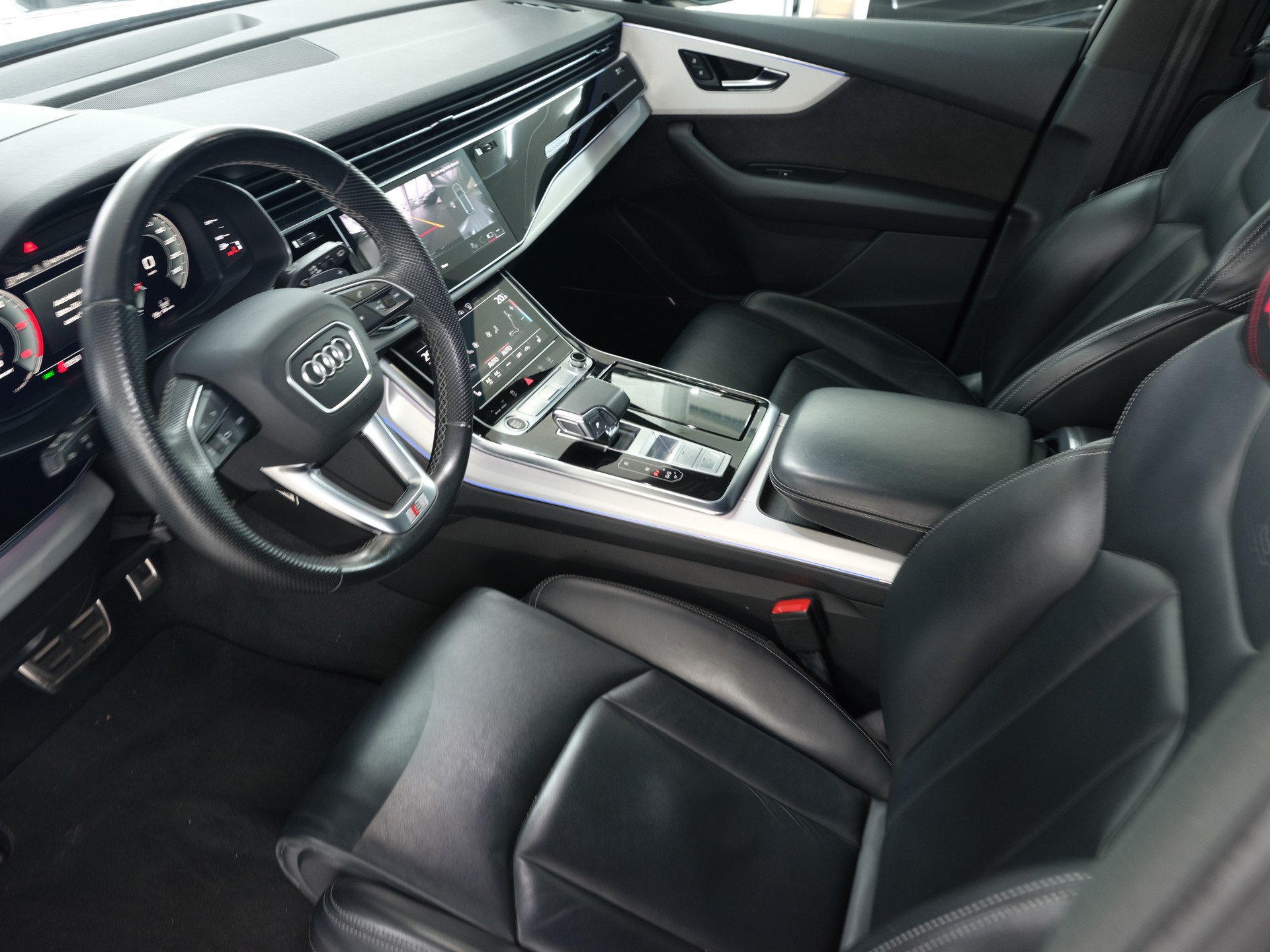 AUDI Q7 50 TDI quattro S Line tiptronic *Carplay* *360 Kamera* *Memory*-image-21