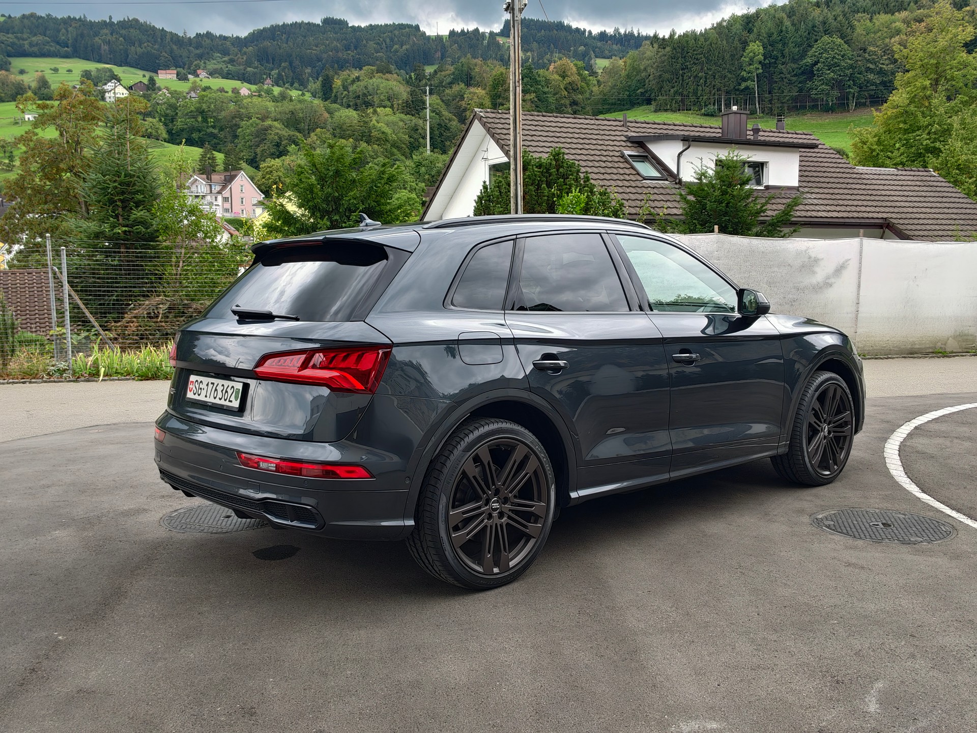 AUDI 3.0 V6 TFSI quattro T-Tronic-image-4