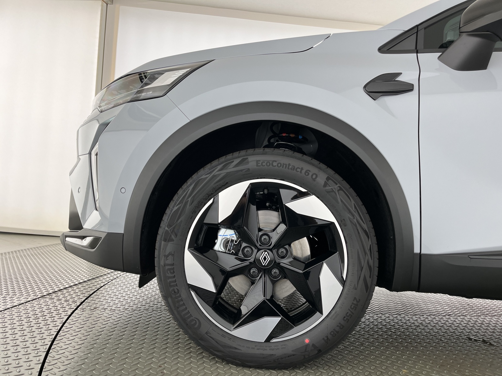 RENAULT Captur 1.8 E-Tech techno-image-5