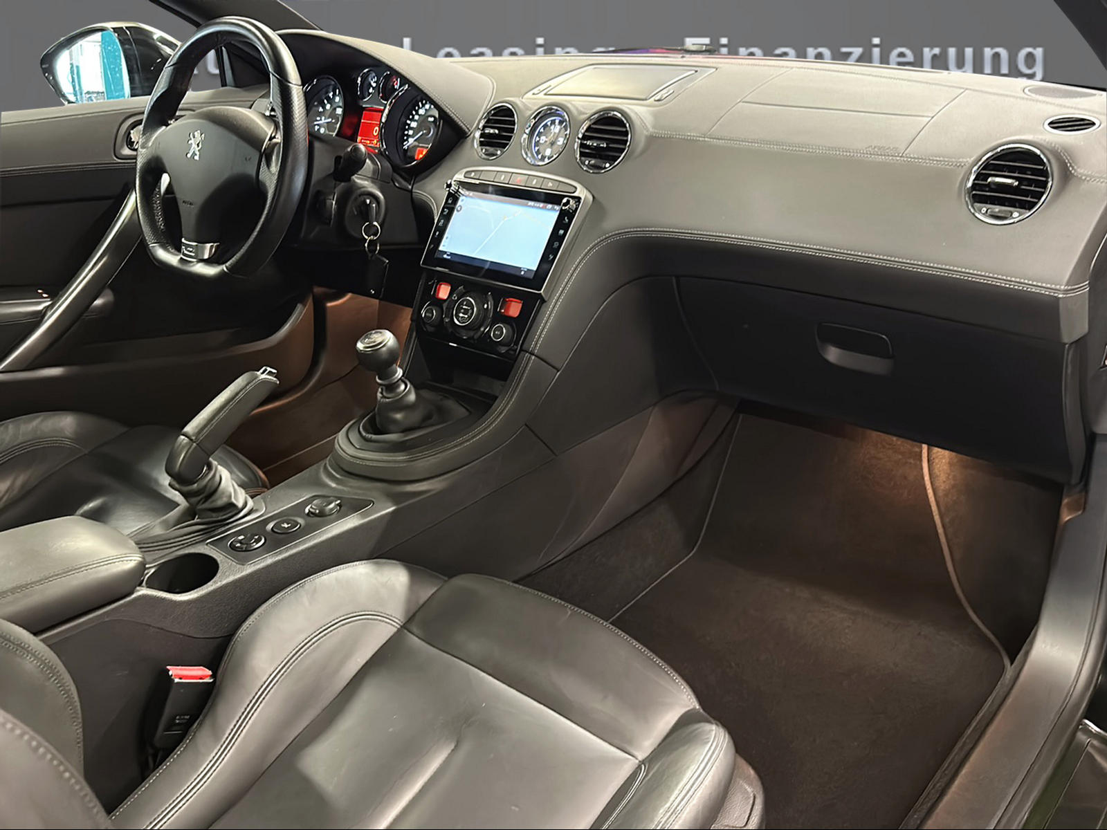 PEUGEOT RCZ 1.6 Turbo-image-8