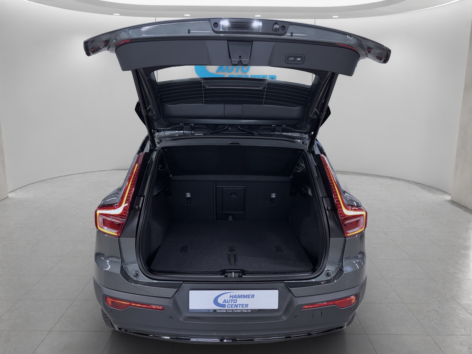 VOLVO EX40 Twin Performance Ultra AWD-image-5