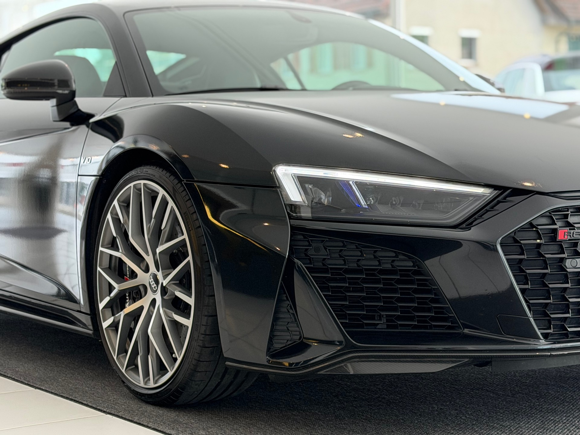 AUDI R8 Coupé performance S-Tronic **PPF Folie**-image-28