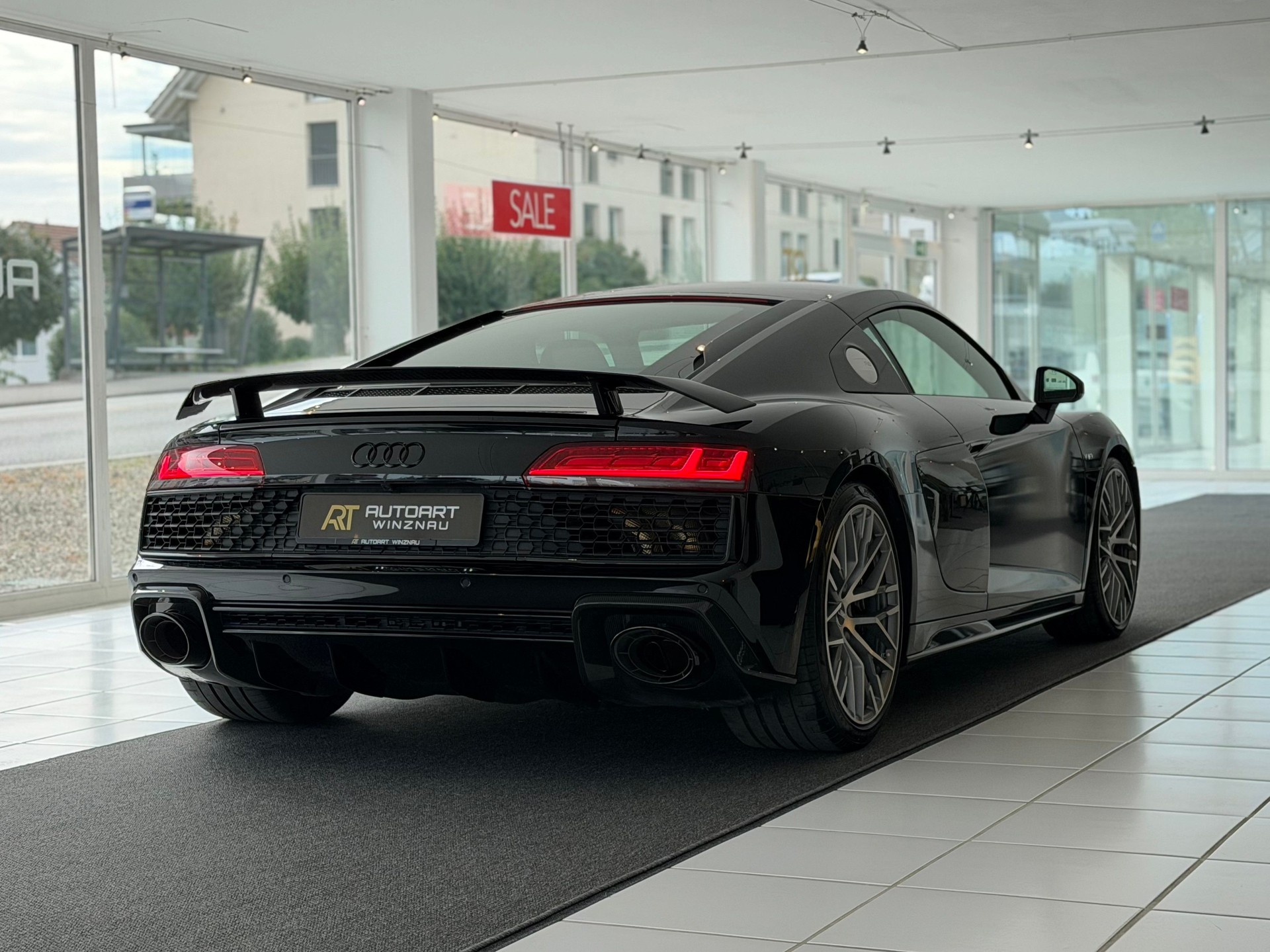AUDI R8 Coupé performance S-Tronic **PPF Folie**-image-6