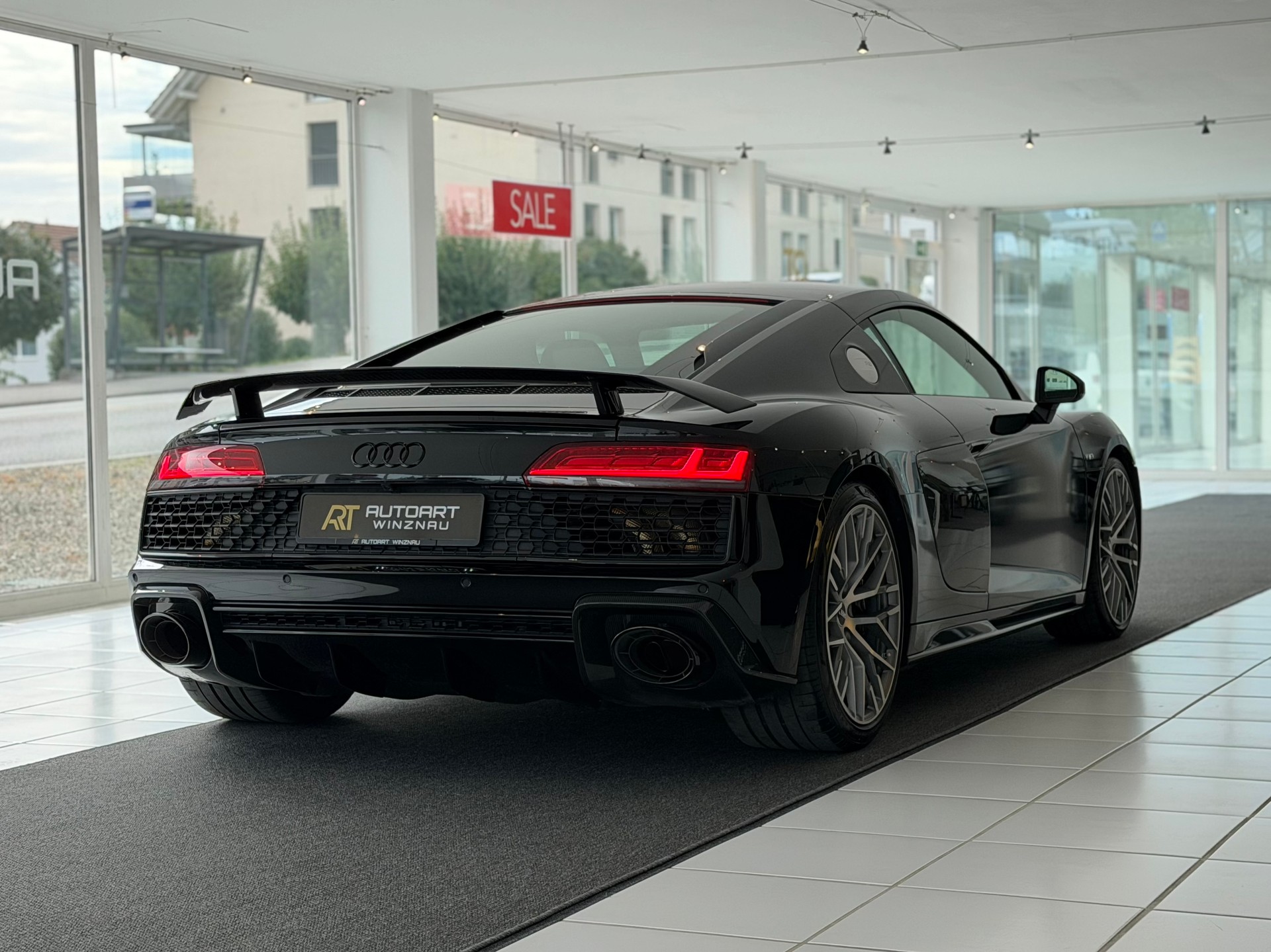 AUDI R8 Coupé performance S-Tronic **PPF Folie**-image-6
