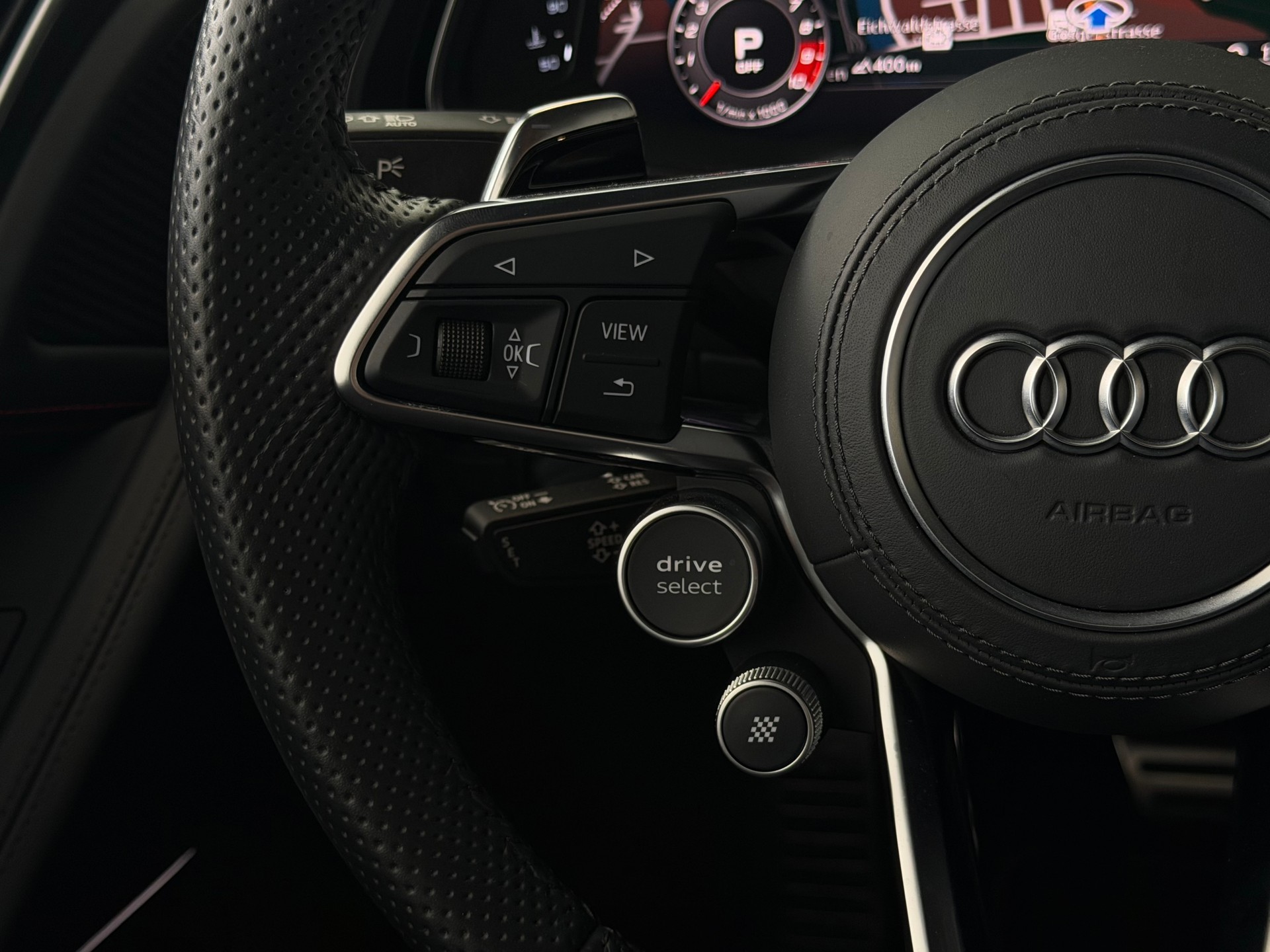 AUDI R8 Coupé performance S-Tronic **PPF Folie**-image-15