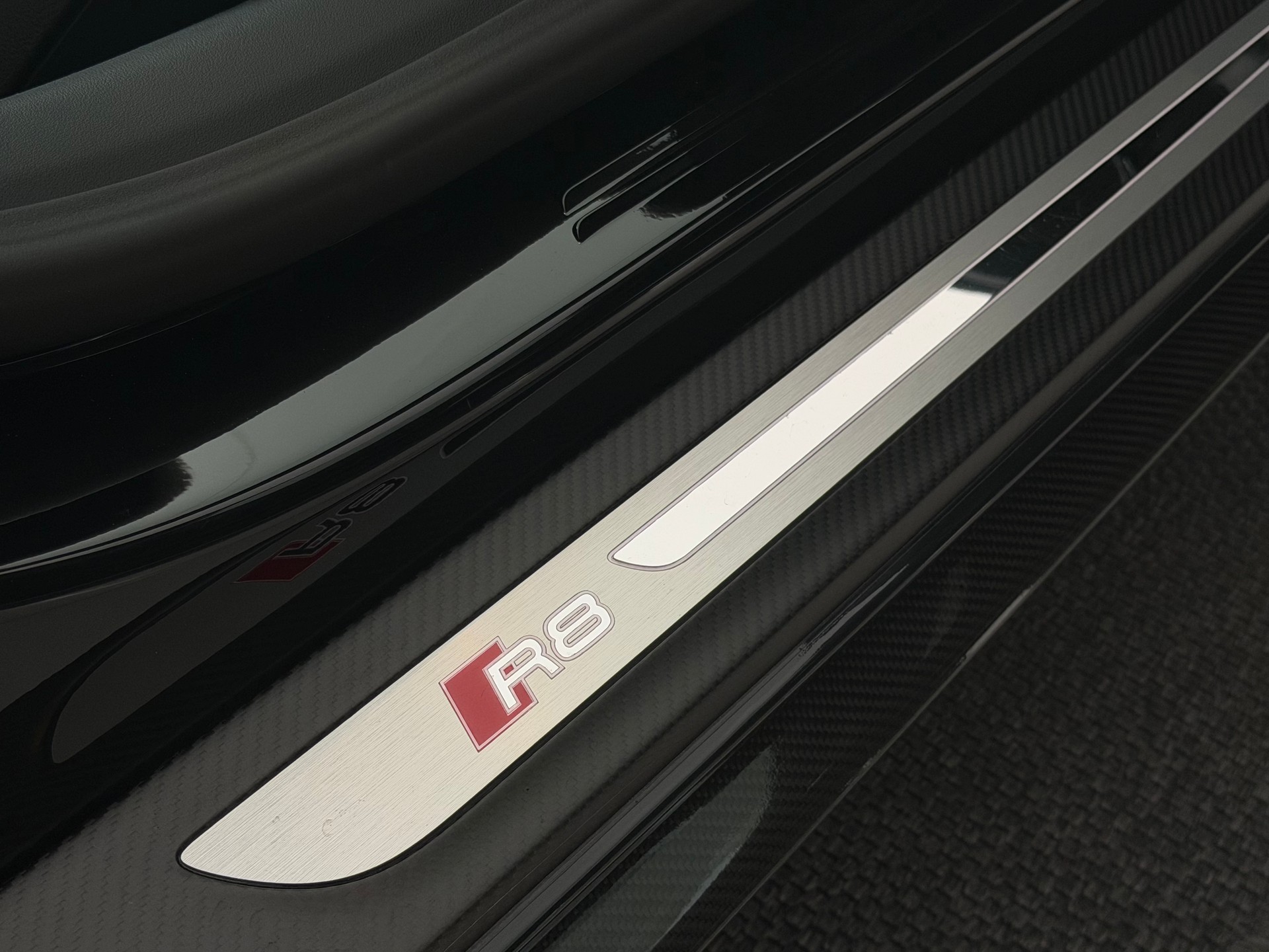AUDI R8 Coupé performance S-Tronic **PPF Folie**-image-29