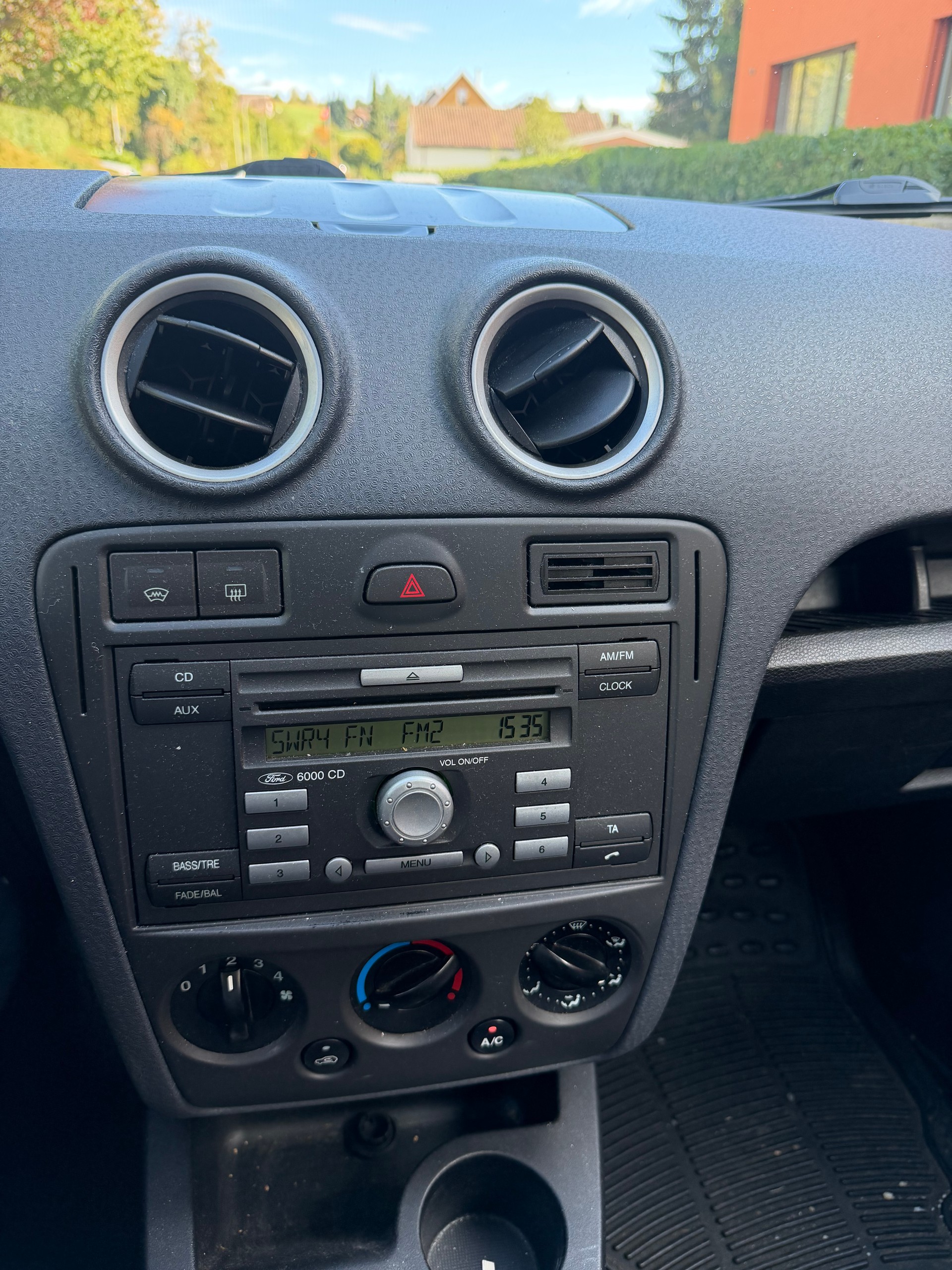 FORD FUSION-image-8
