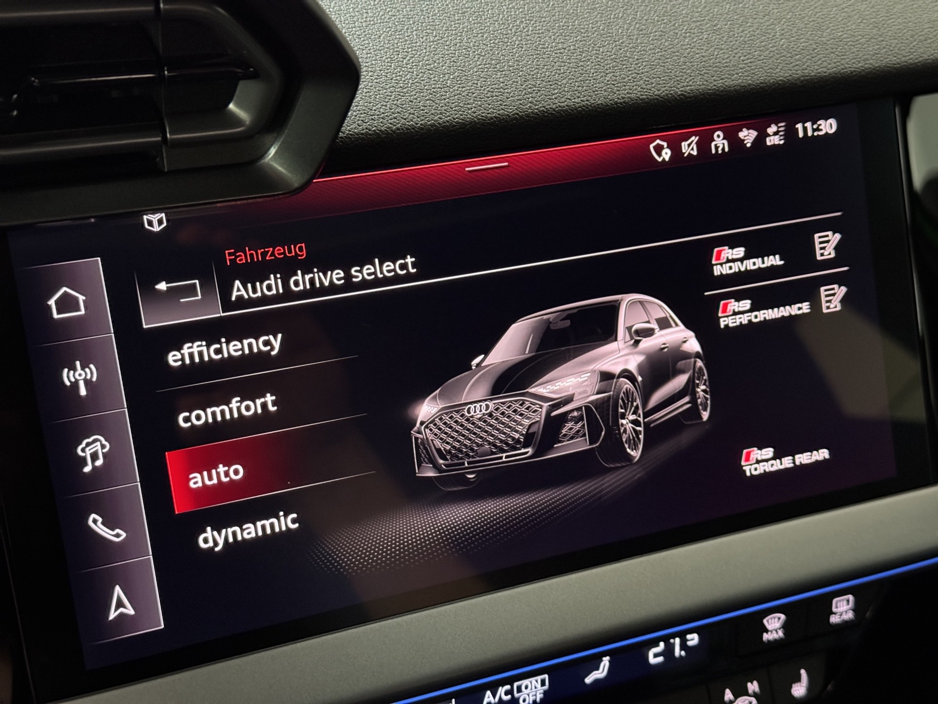 AUDI RS3 Sportback 2.5 TSI quattro S-tronic "Pano-Head Up-Matrix-RS Abgasanlage"-image-20