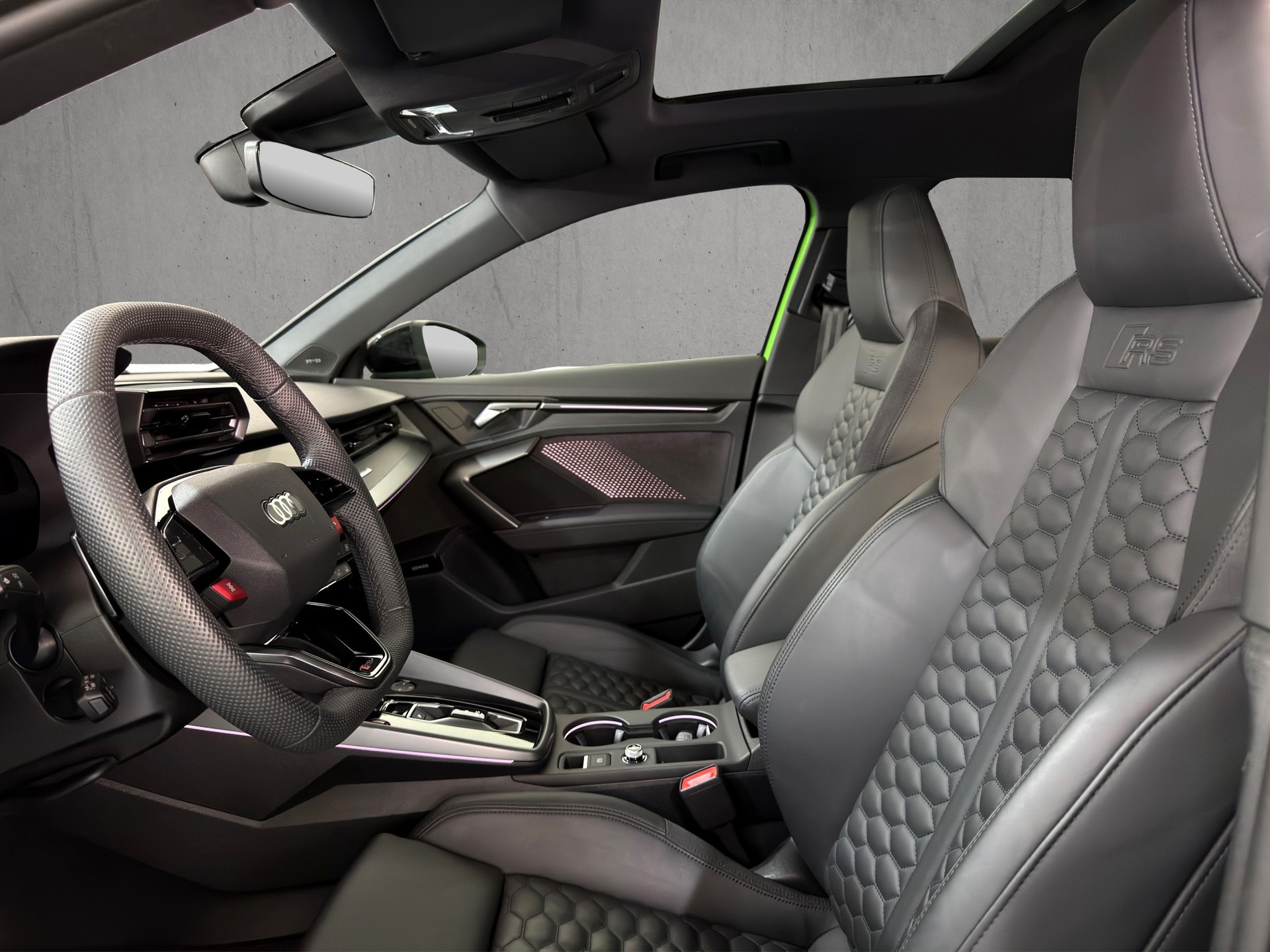AUDI RS3 Sportback 2.5 TSI quattro S-tronic "Pano-Head Up-Matrix-RS Abgasanlage"-image-7
