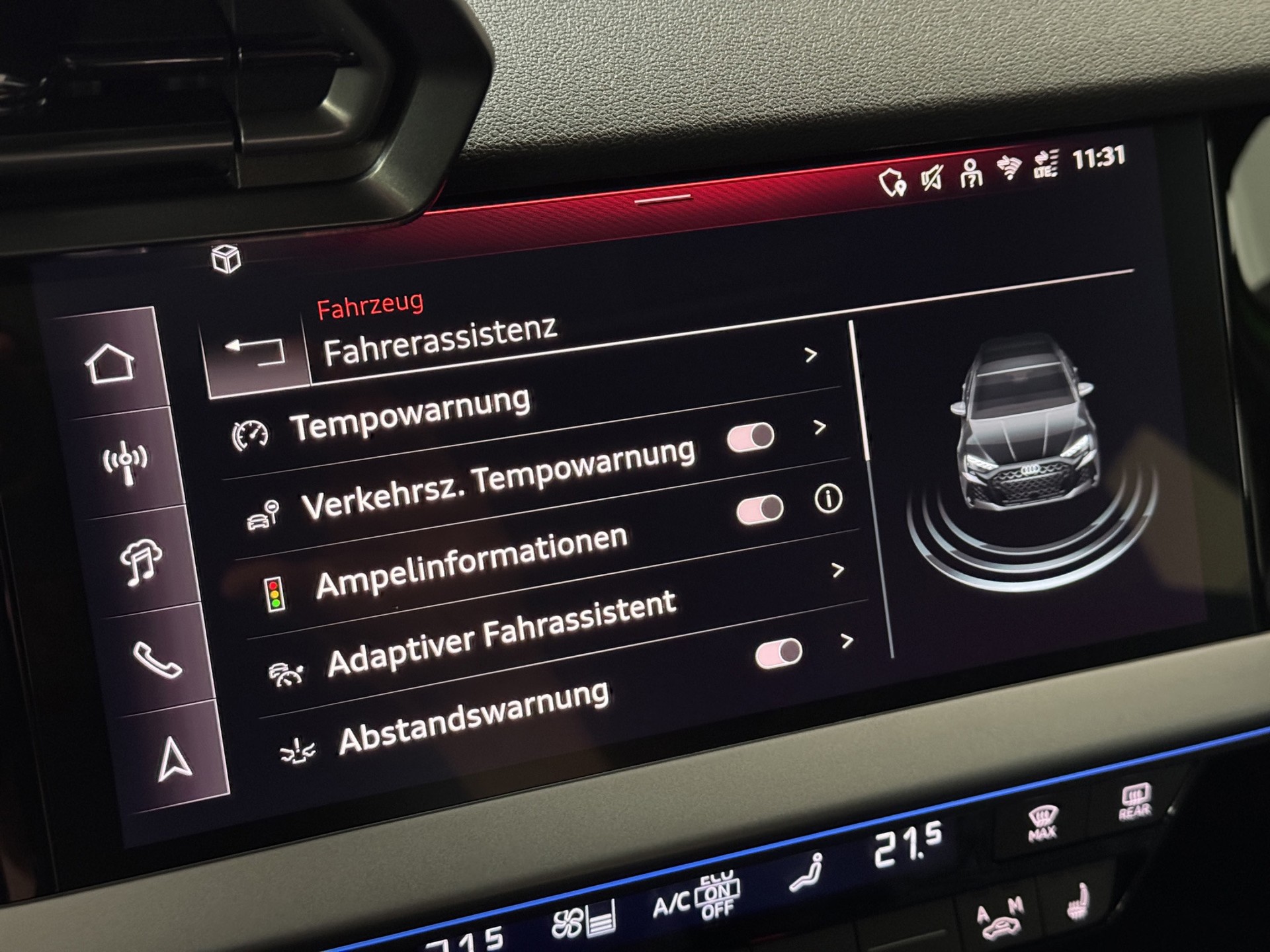 AUDI RS3 Sportback 2.5 TSI quattro S-tronic "Pano-Head Up-Matrix-RS Abgasanlage"-image-21